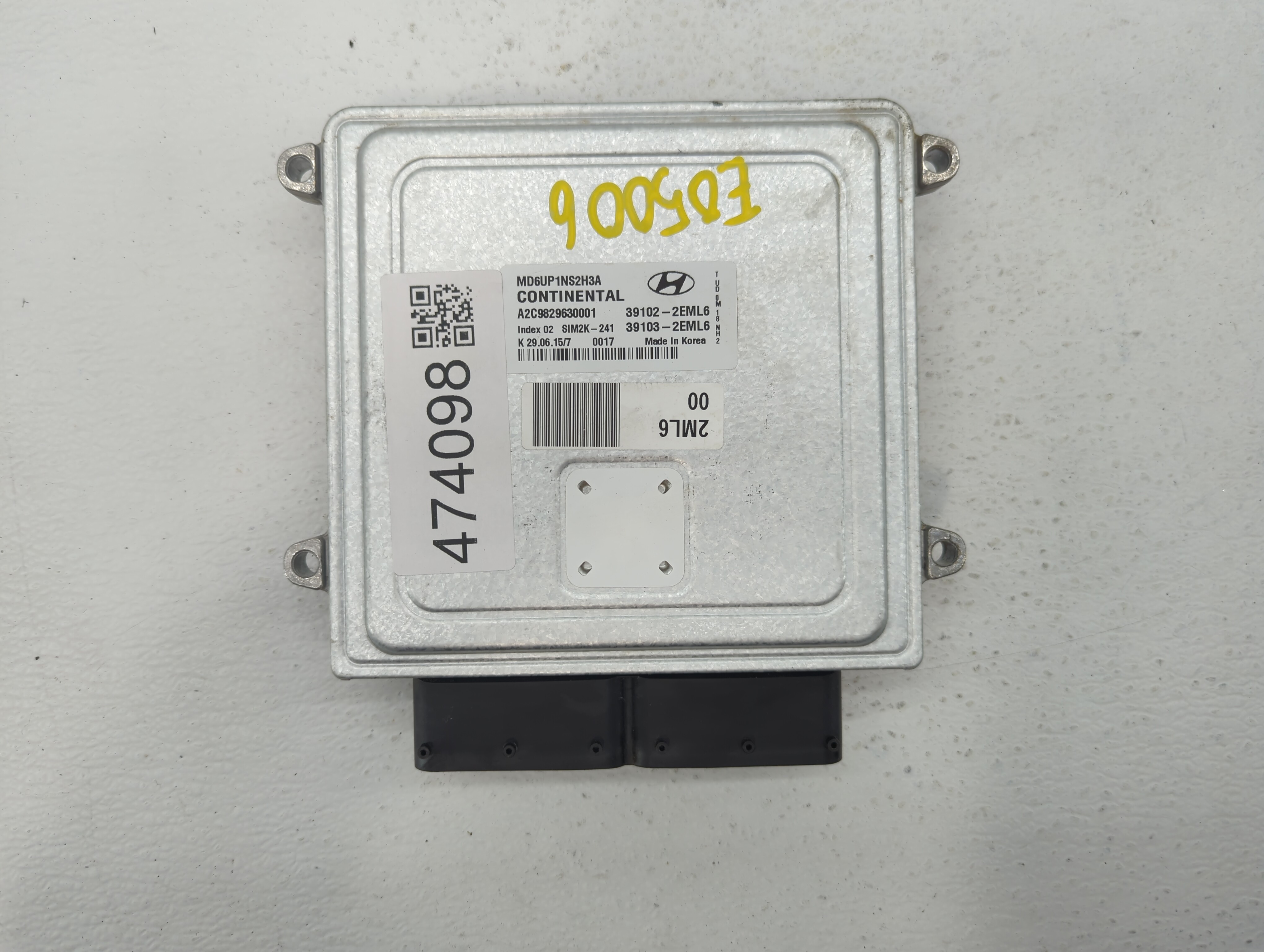 Picture of 2014-2016 Hyundai Elantra Engine Computer Ecu Pcm Ecm Pcu Oem 474098