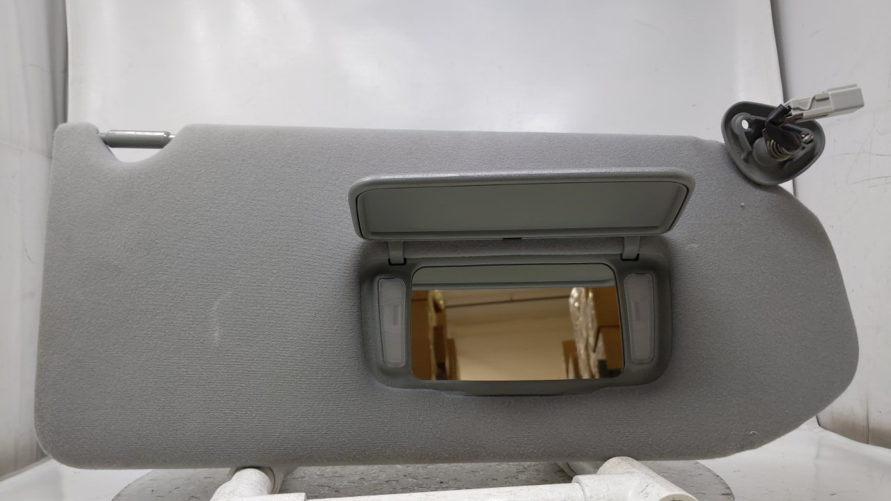 1999-2004 Honda Odyssey Passenger Right Sun Visor Sunvisor Gray 47417 - Oemusedautoparts1.com