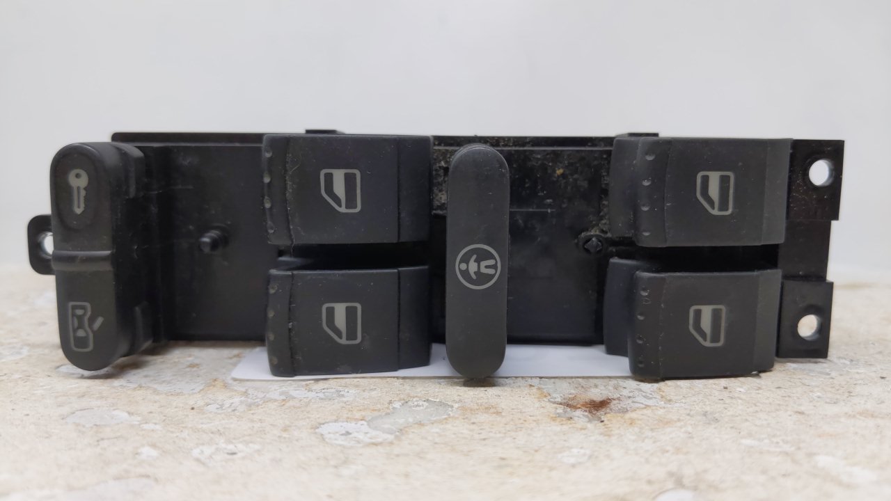 2006-2007 Volkswagen Golf Driver Left Door Master Power Window Switch 47497 - Oemusedautoparts1.com