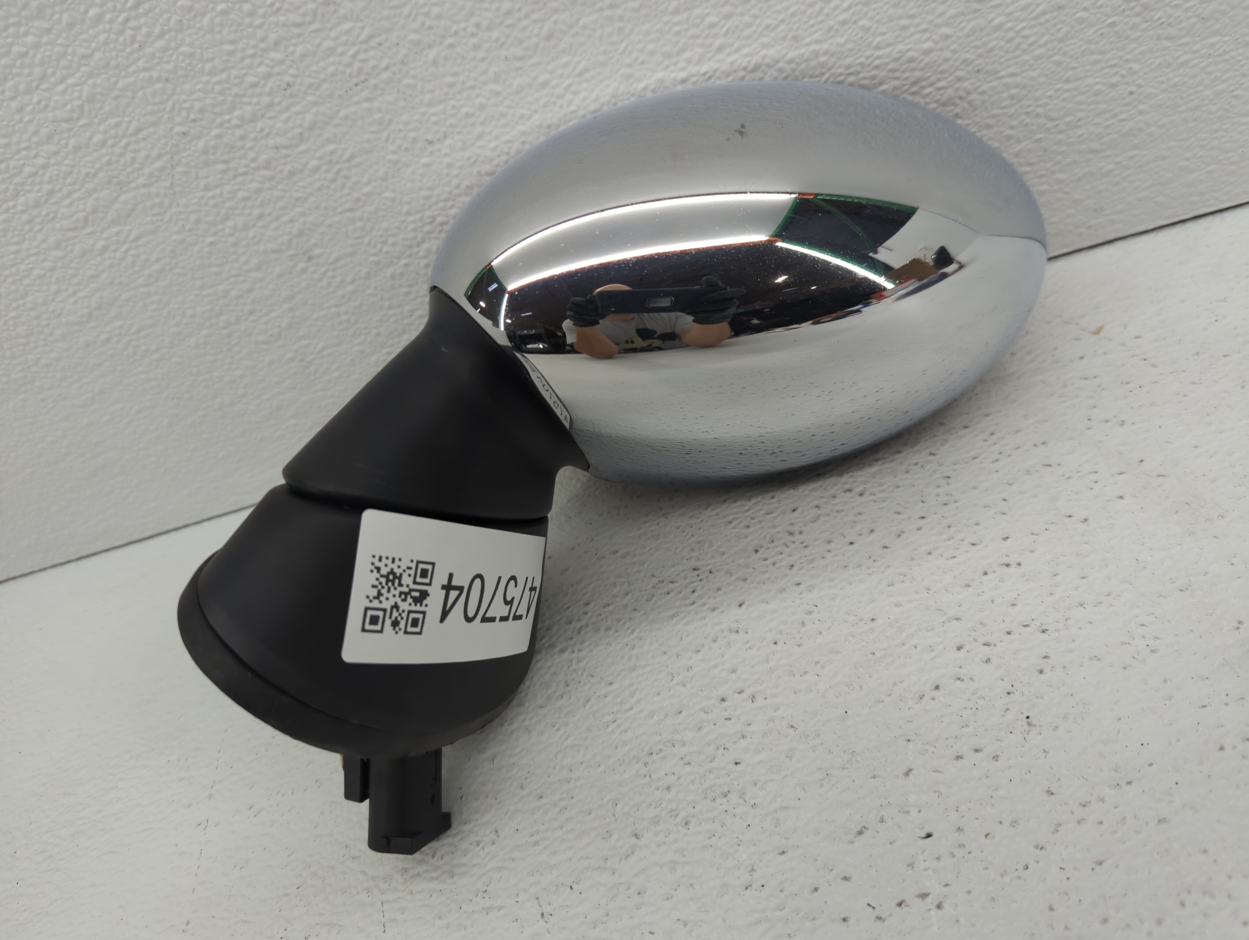2008 Mini Cooper Driver Left Side View Power Door Mirror Chrome 475704 - Oemusedautoparts1.com