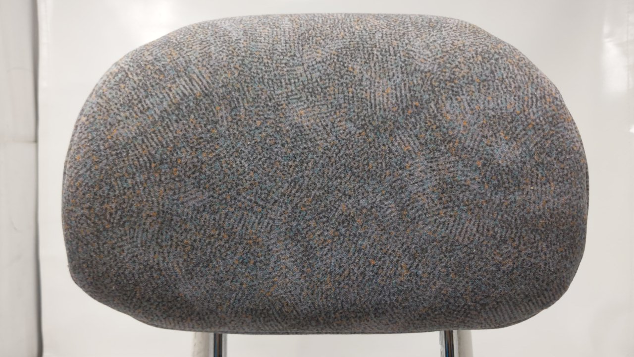 2001-2006 Hyundai Elantra Headrest Head Rest Front Driver Passenger Gray 47617 - Oemusedautoparts1.com