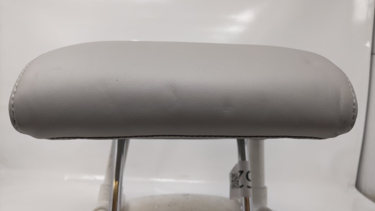 Picture of 2002 Lexus Es330 Headrest Head Rest Rear Center Seat Gray 47624