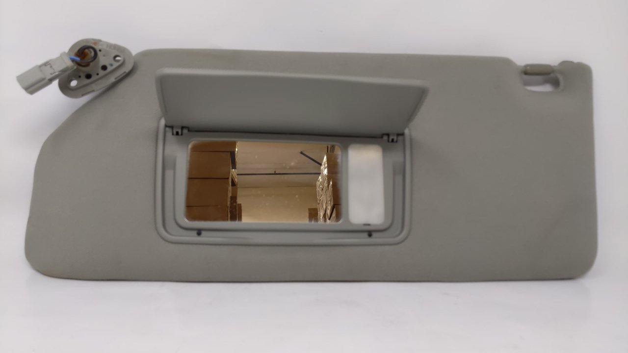 Picture of 2005-2005 Honda Odyssey Driver Sun Visor Mirror Left Sunvisor Gray 47724