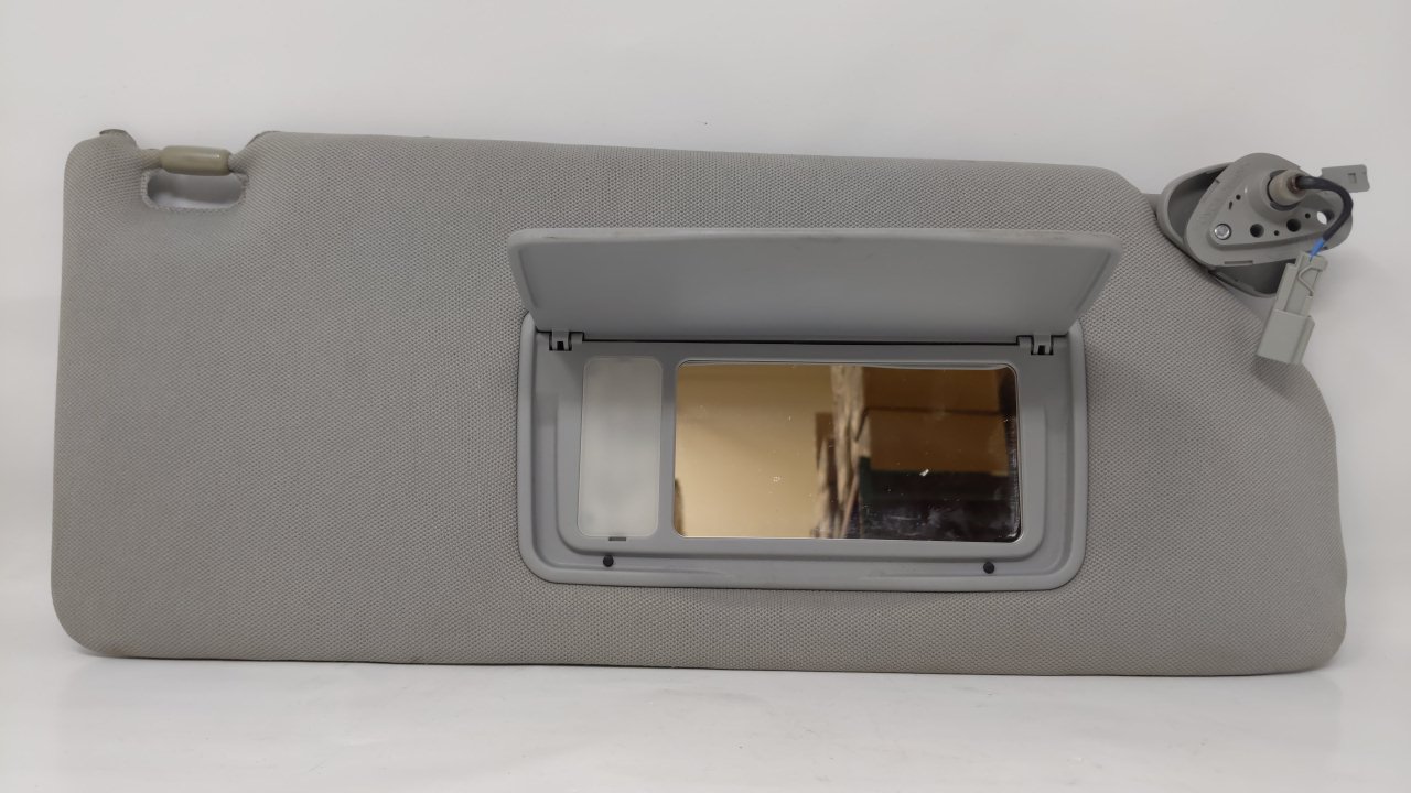Picture of 2005-2005 Honda Odyssey Passenger Sun Visor Mirror Right Sunvisor Gray 47931