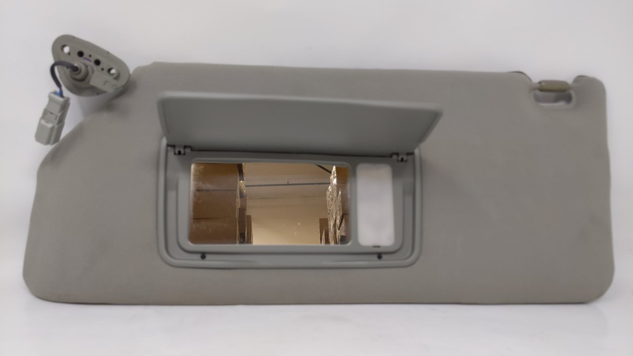 Picture of 2005-2005 Honda Odyssey Passenger Sun Visor Mirror Right Sunvisor Gray 47935