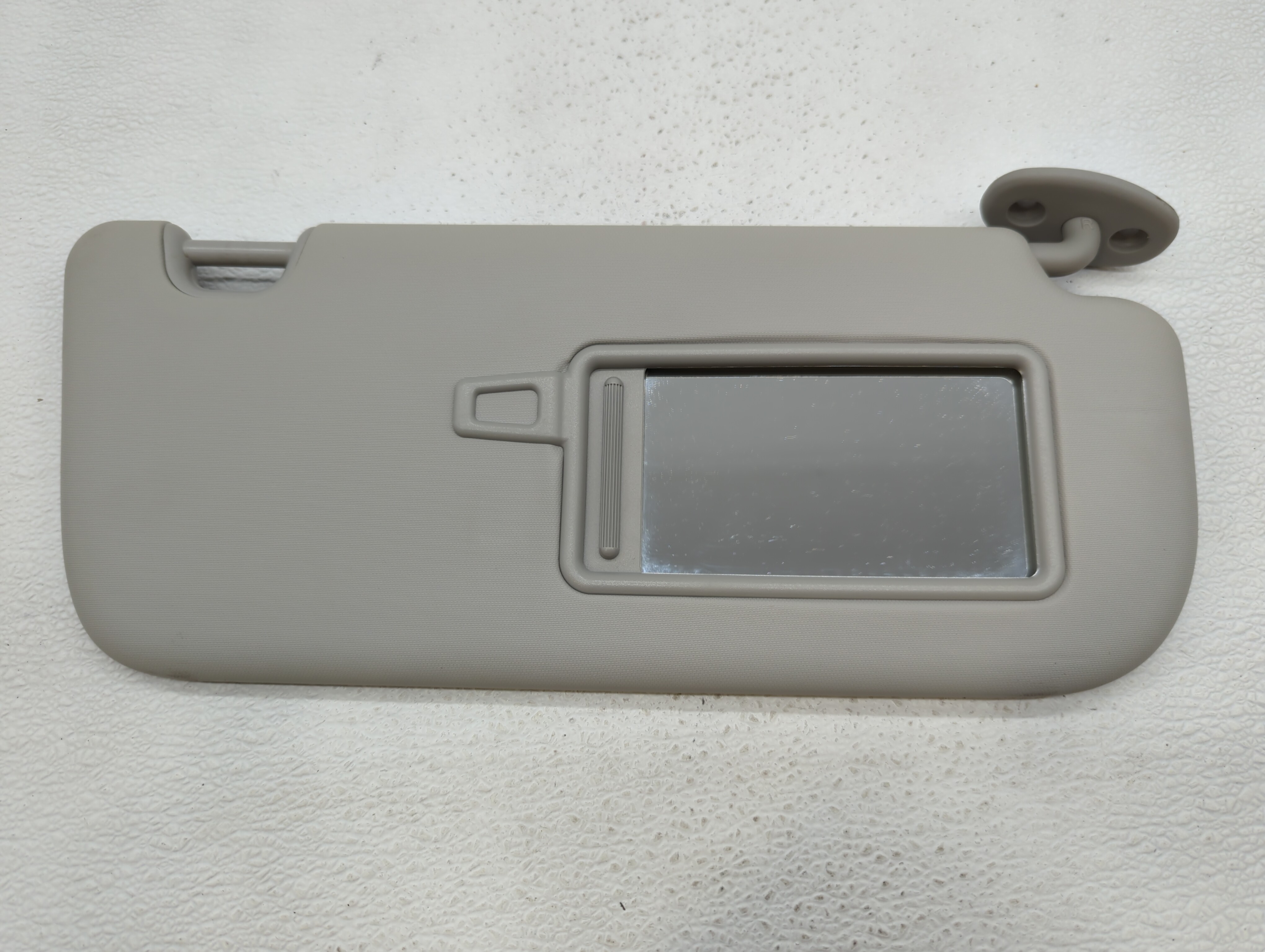 Picture of 2014-2019 Kia Soul Passenger Sun Visor Mirror Right Sunvisor Light Grey 481187