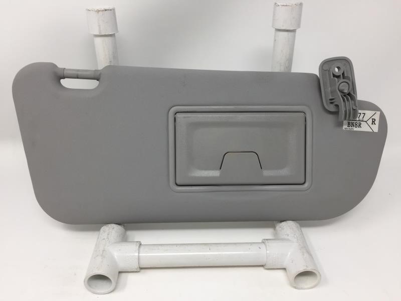 Picture of 2006 Mazda 3 Passenger Sun Visor Mirror Right Sunvisor 4814