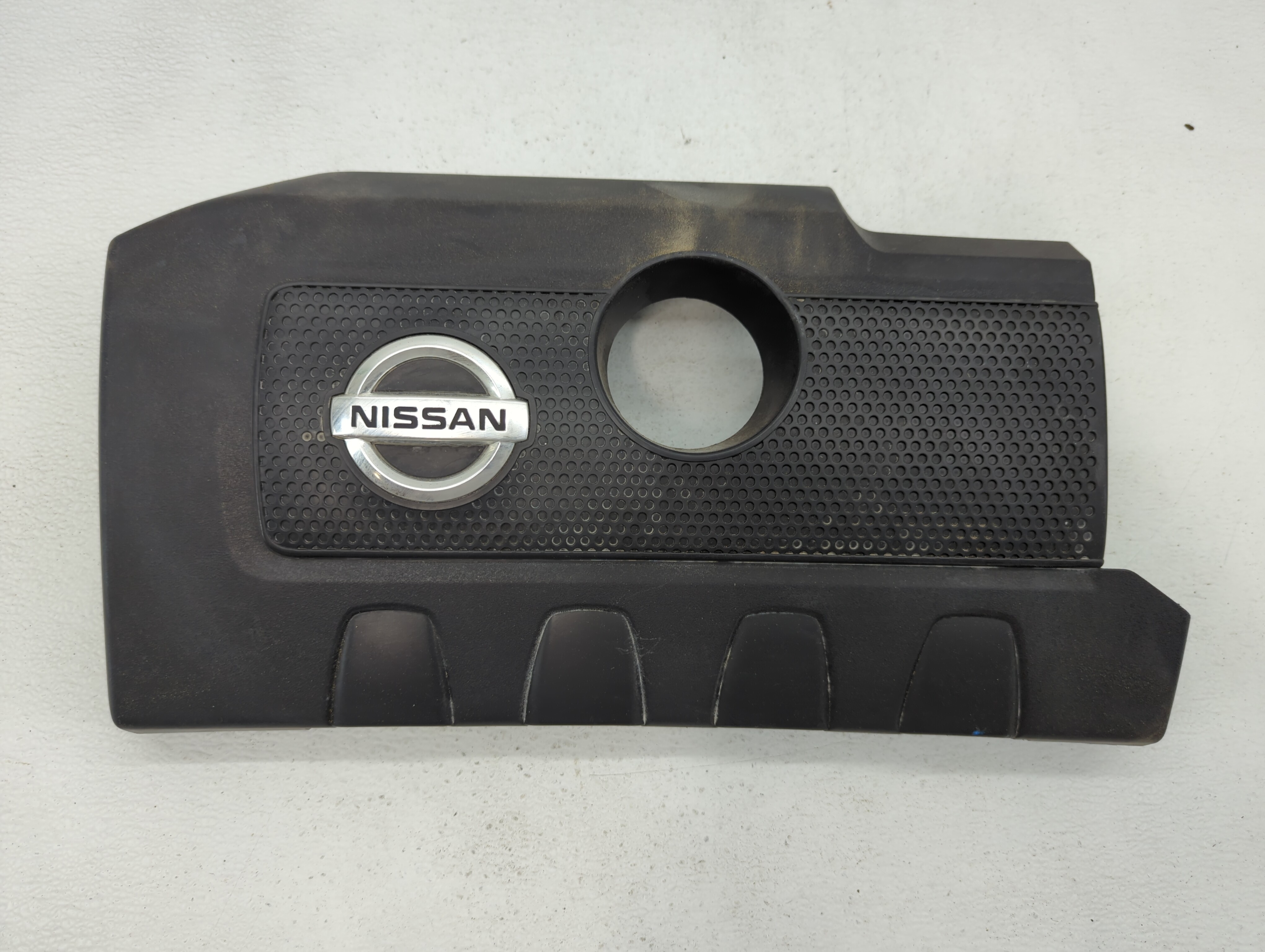 Picture of 2014 Nissan Sentra Engine Cover 481505