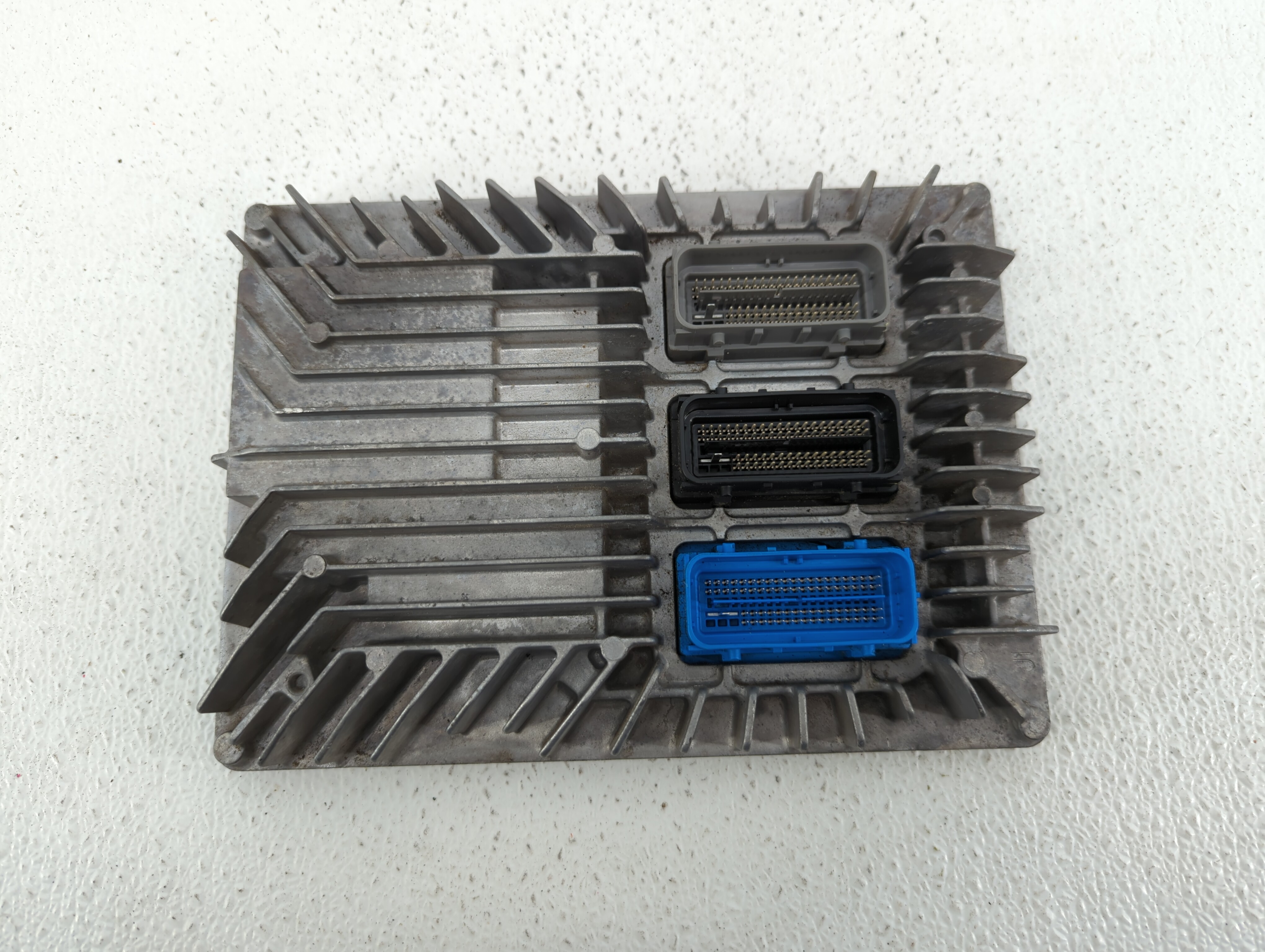 Picture of 2017-2017 Buick Enclave Engine Computer Ecu Pcm Ecm Pcu Oem 481672