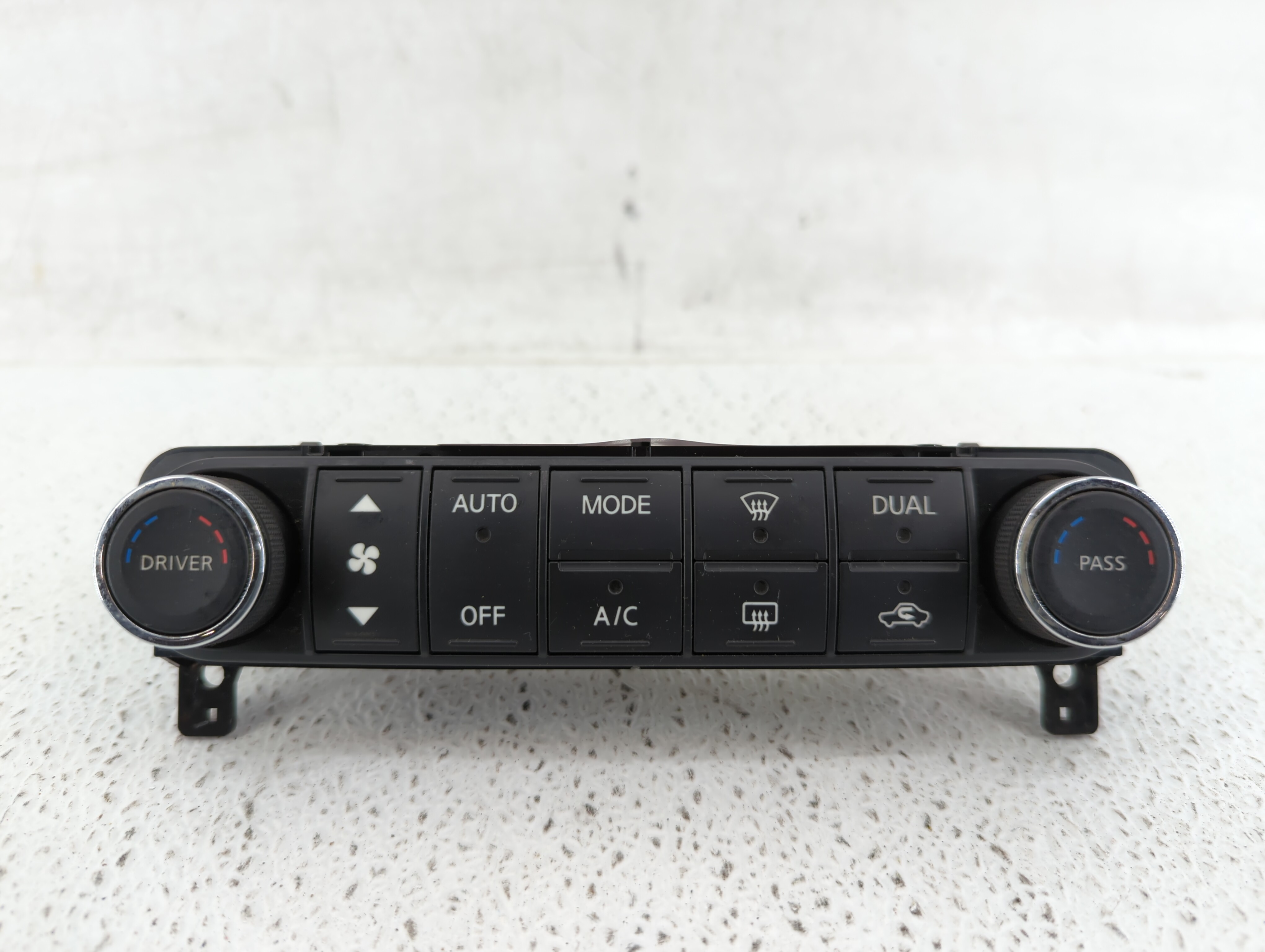 Picture of 2007-2008 Nissan Maxima Ac Heater Climate Control 27500 Zk30a 482153