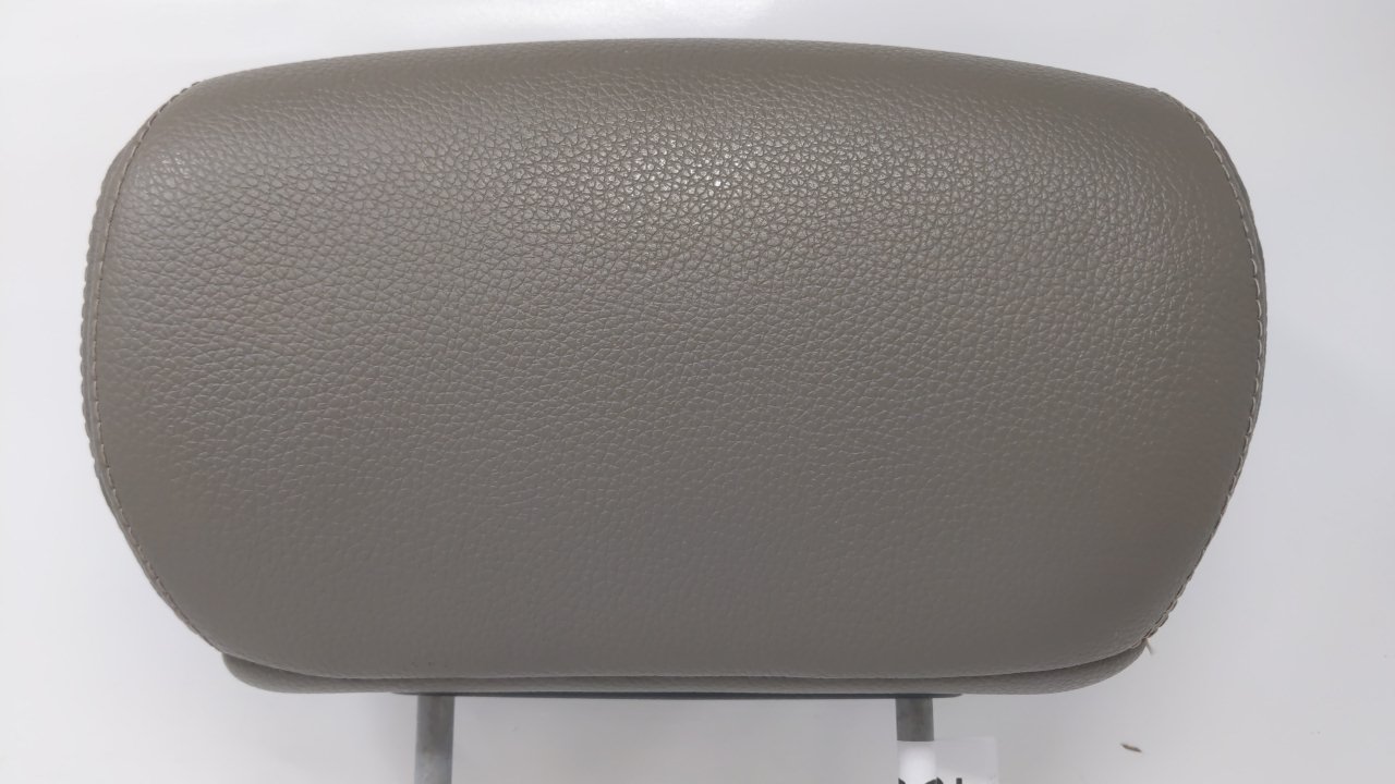 Picture of 2004-2008 Mitsubishi Endeavor Headrest Head Rest Front Driver Passenger 48391