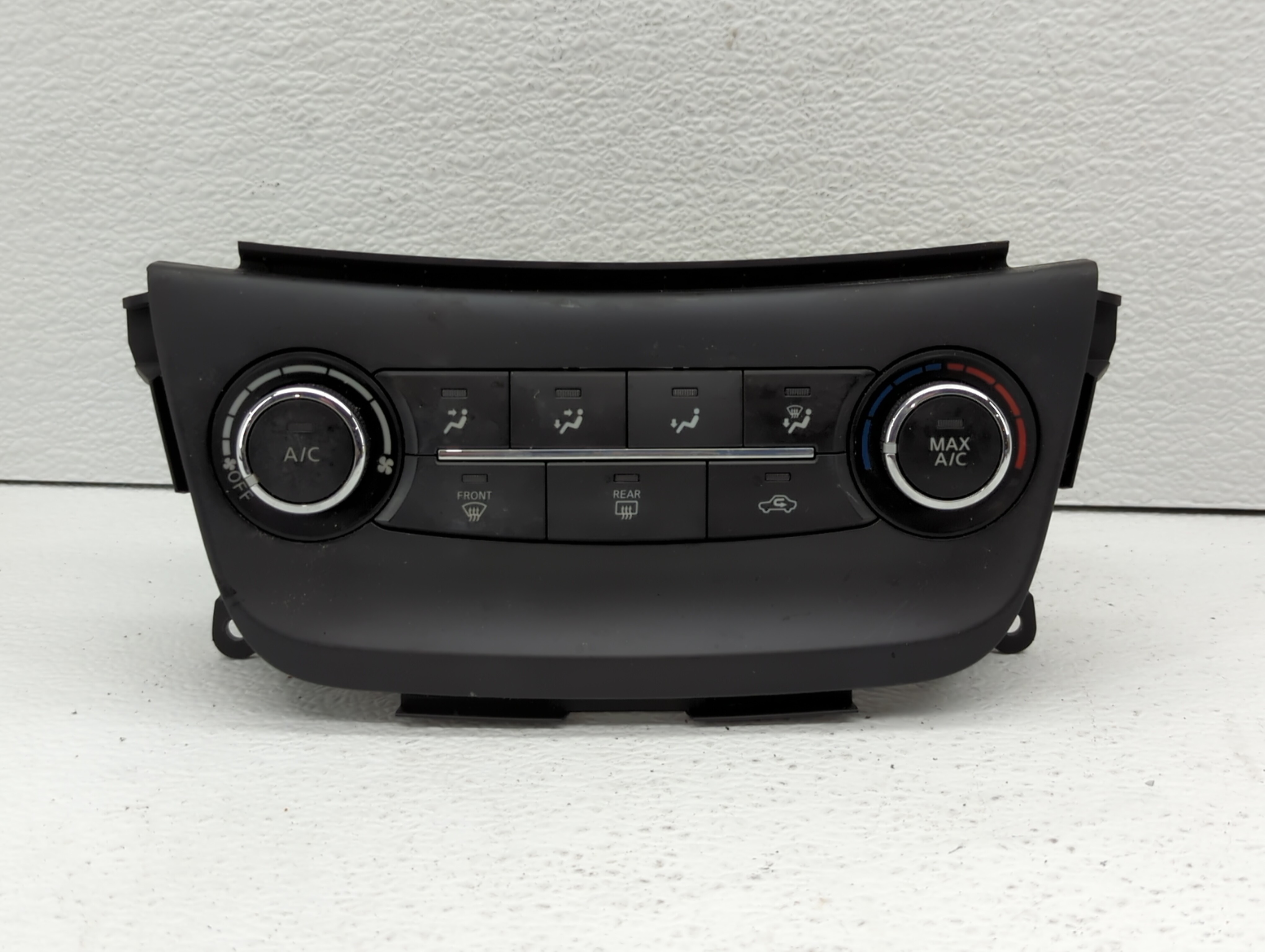 2015-2017 Nissan Sentra Ac Heater Climate Control 275004at2a 484860 - Oemusedautoparts1.com