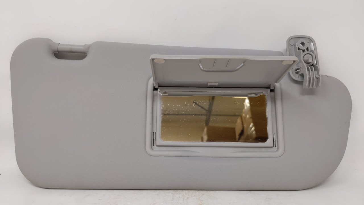 2004 Mazda 3 Passenger Right Sun Visor Sunvisor Gray 48679 - Oemusedautoparts1.com