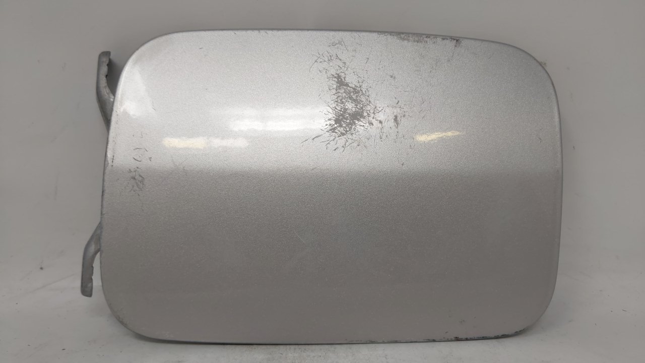 2000-2006 Mazda Mpv Fuel Tank Door Lid Gas Tank Silver 48771 - Oemusedautoparts1.com