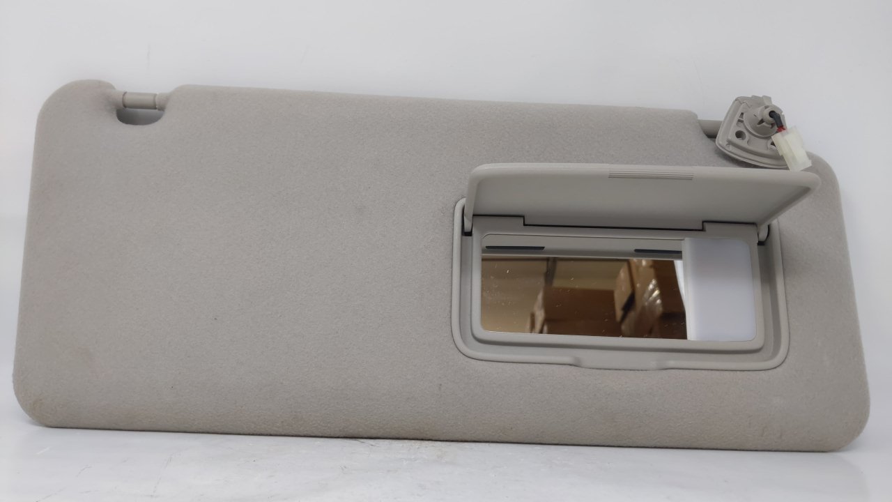 2011 Nissan Quest Passenger Sun Visor Mirror Right Sunvisor Beige 48794 - Oemusedautoparts1.com