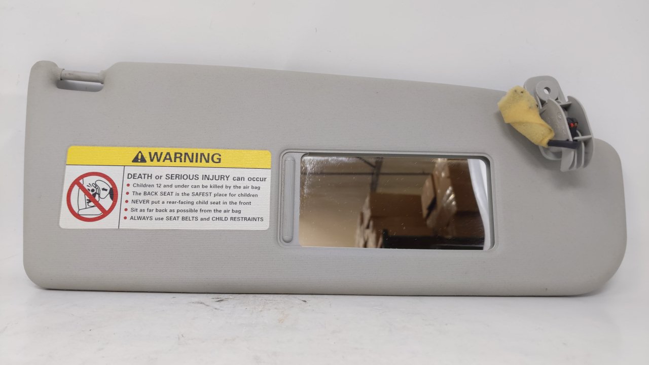 1998 Volkswagen Passat Passenger Sun Visor Mirror Right Sunvisor Gray 48797 - Oemusedautoparts1.com