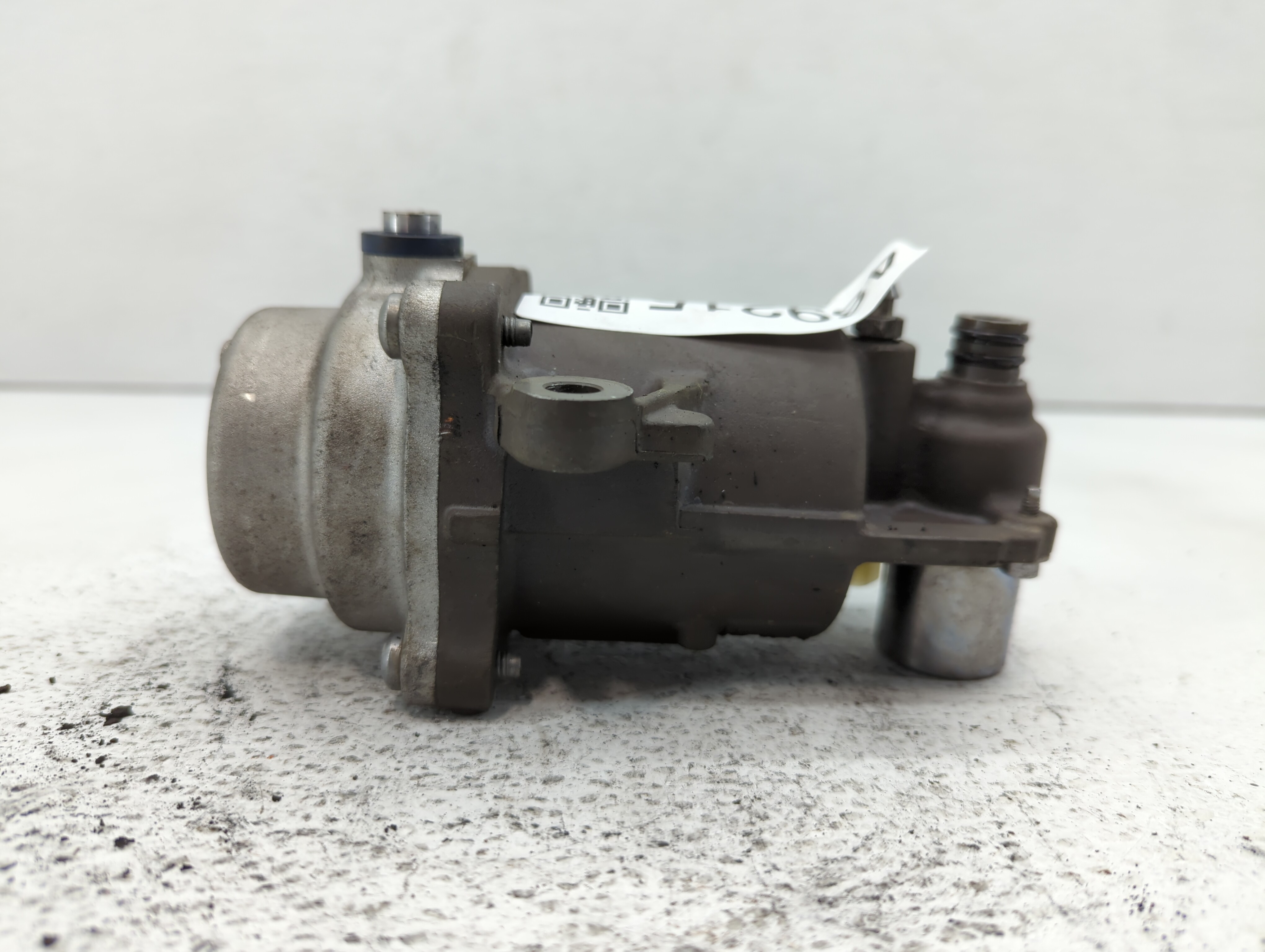 2020 Cadillac Xt5 AUTO TRANSMISSION SHIFTER MOTOR ACCUMULATOR 489215 - Oemusedautoparts1.com