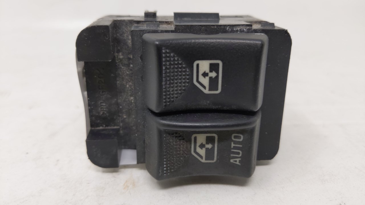 Picture of 2000 Chevrolet Master Driver Left Door Master Power Window Switch 48970