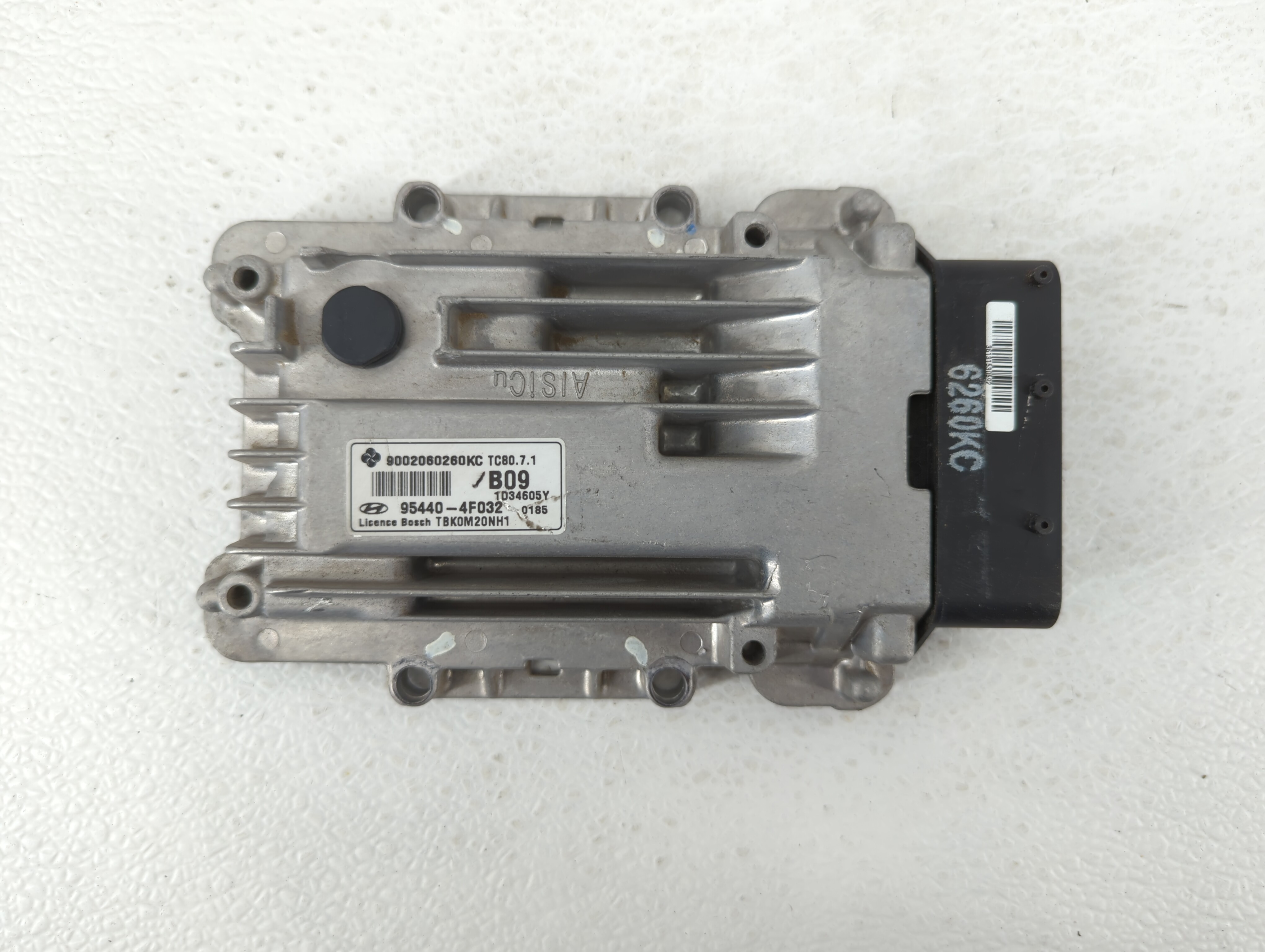 2013-2014 Hyundai Genesis Chassis Control Module Ccm Bcm Body Control 492120 - Oemusedautoparts1.com