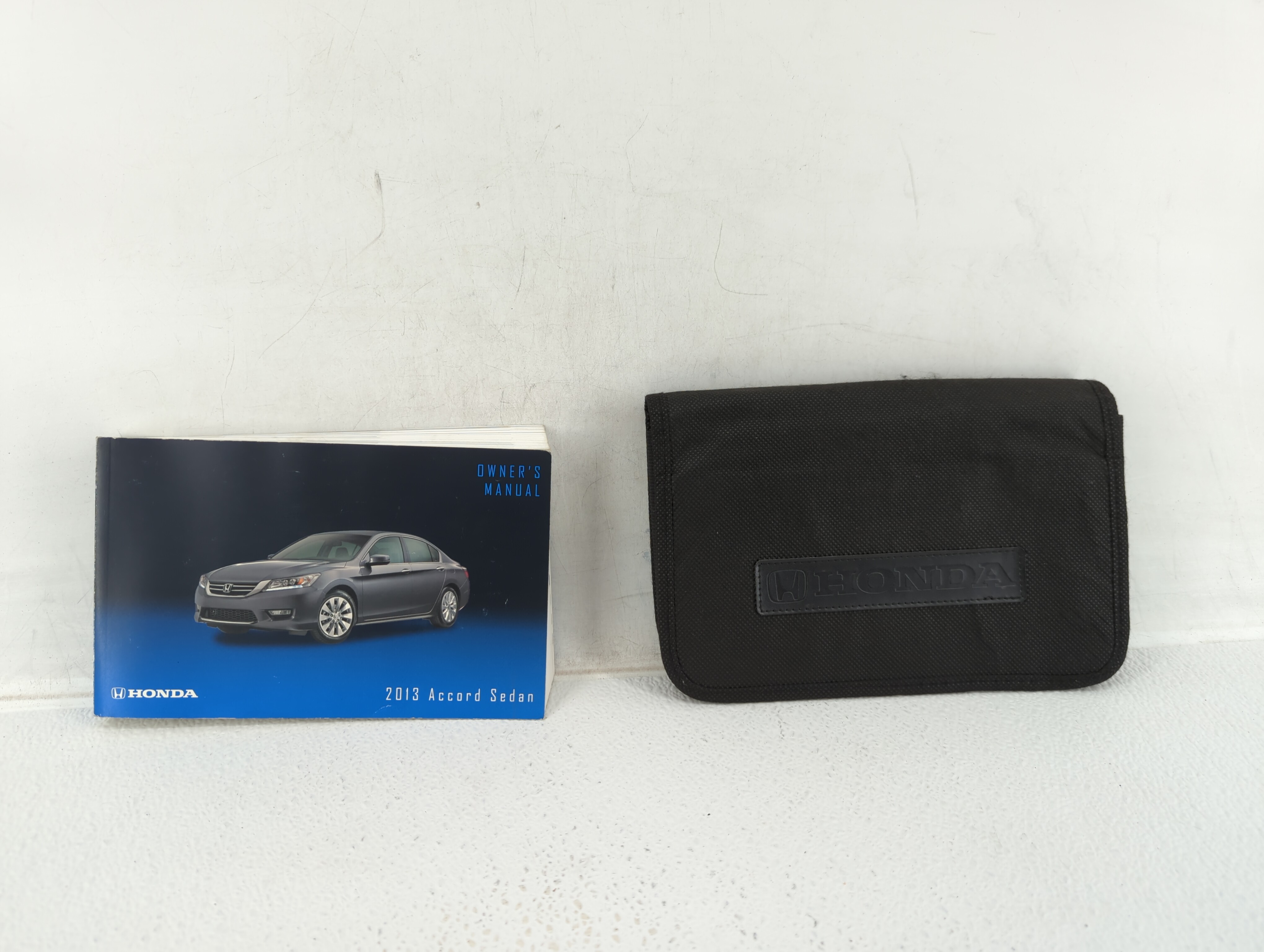2013 Honda Accord Owners Manual Book Guide 492828 - Oemusedautoparts1.com
