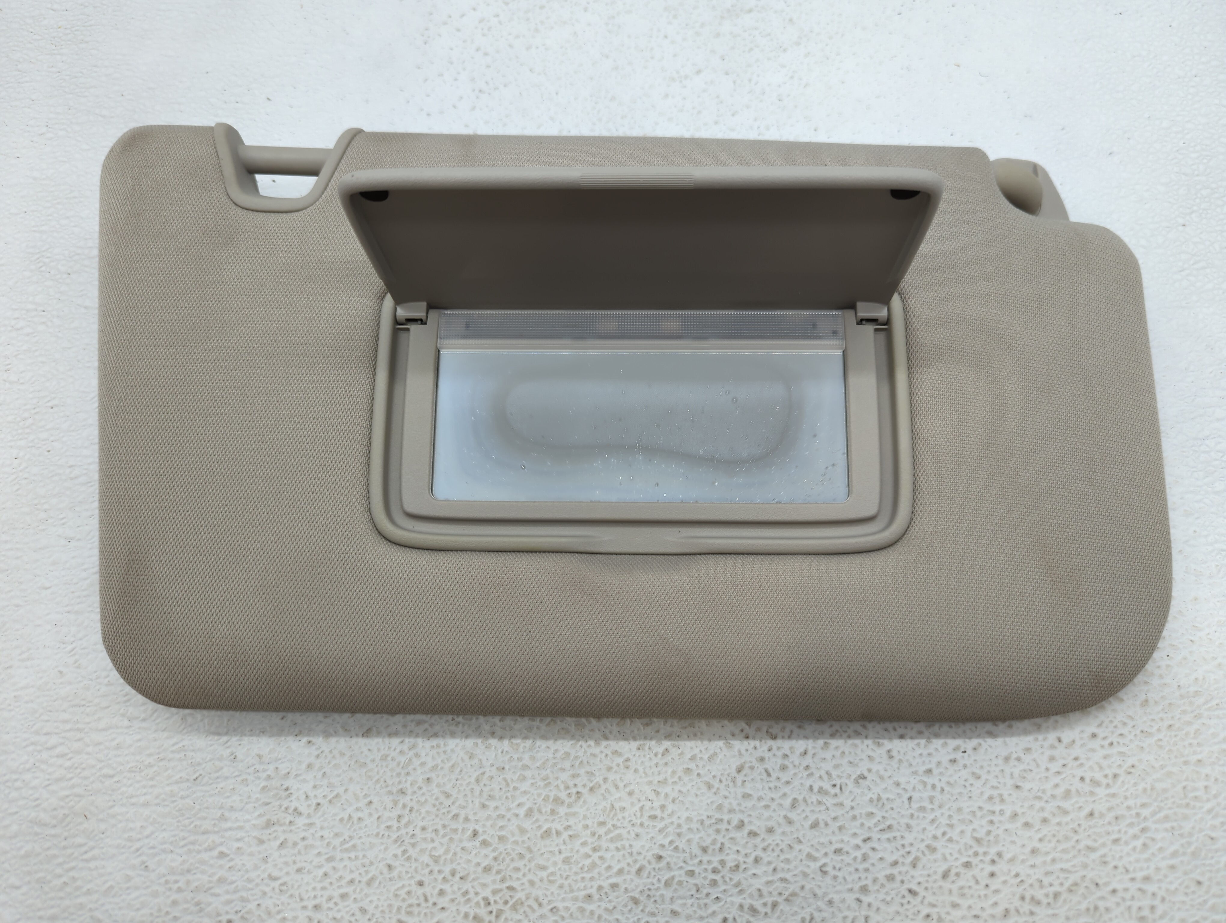 Picture of 2014-2017 Nissan Rogue Passenger Sun Visor Mirror Right Sunvisor 492924