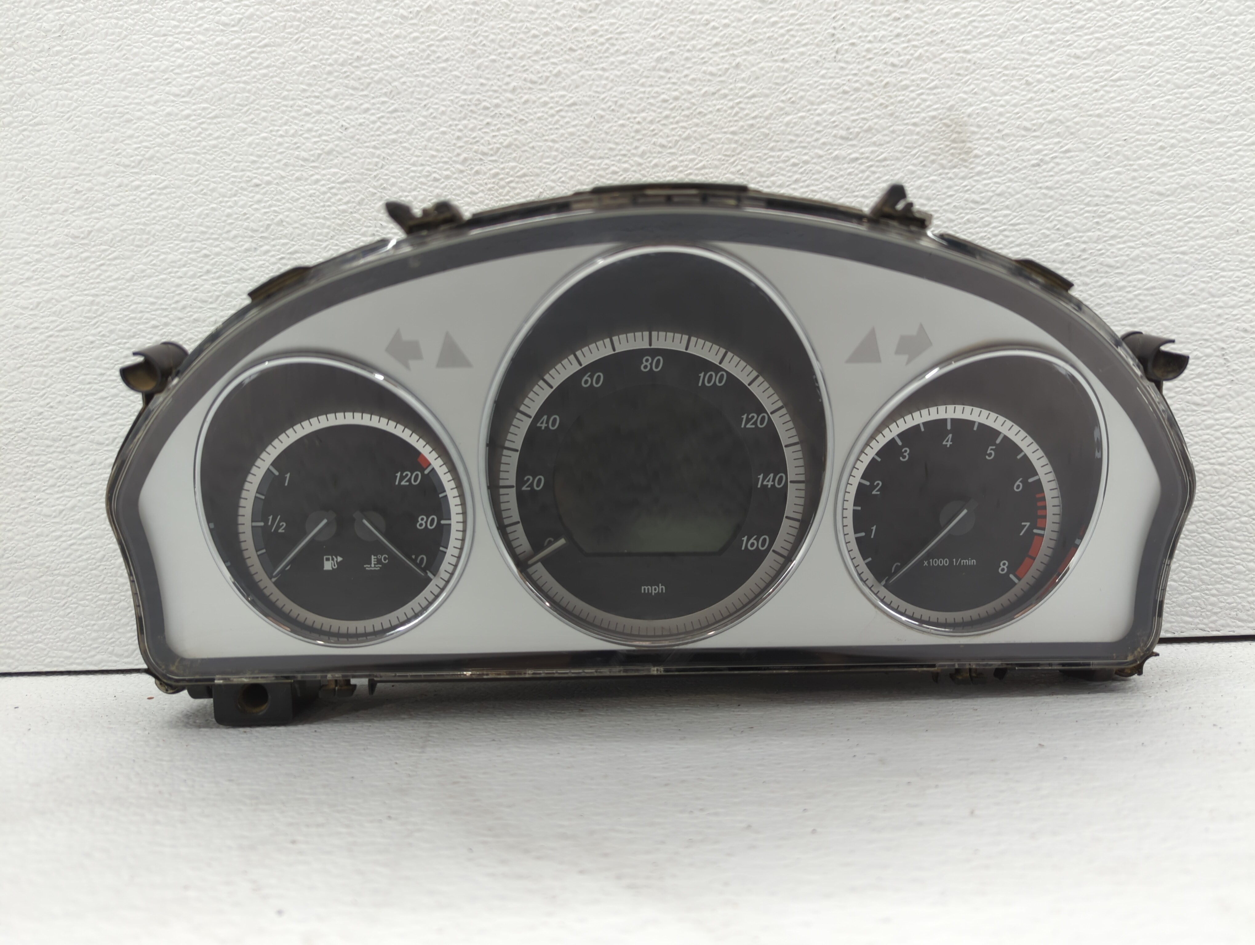 2009-2009 Mercedes-benz C300 Speedometer Instrument Cluster Gauges 494954 - Oemusedautoparts1.com