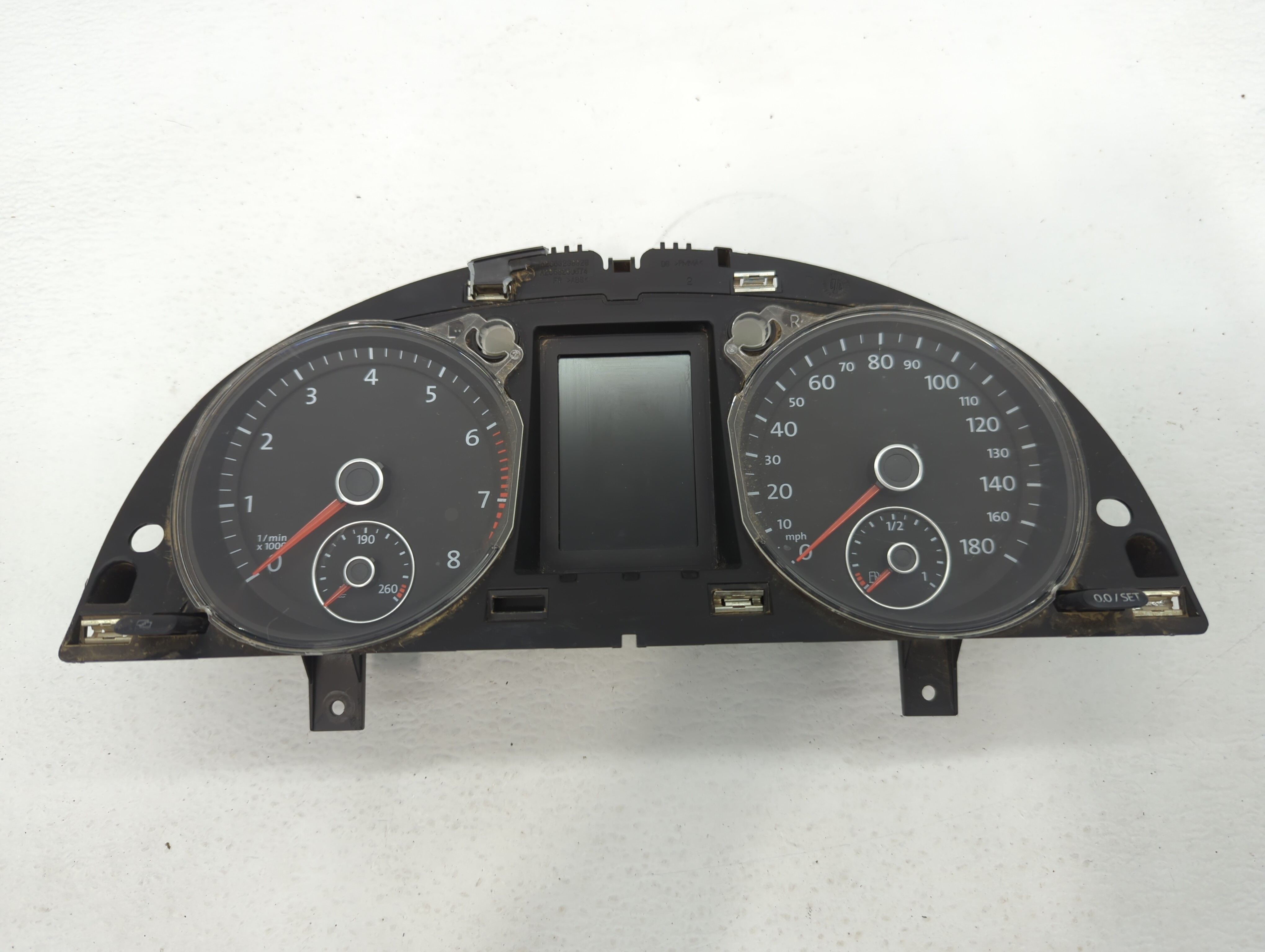 2011-2011 Volkswagen Cc Speedometer Instrument Cluster Gauges 495297 - Oemusedautoparts1.com