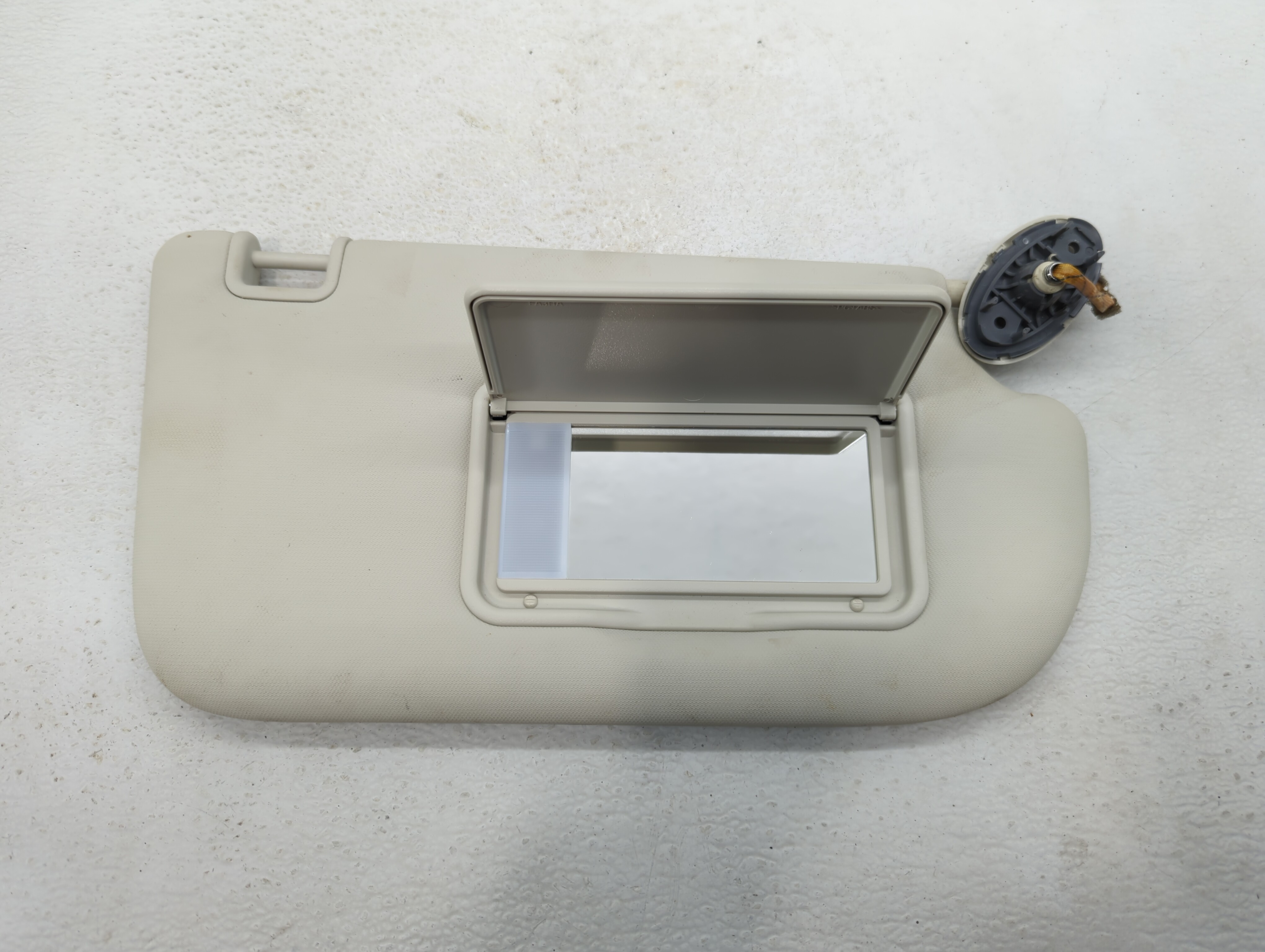 Picture of 2013-2019 Ford Escape Passenger Sun Visor Mirror Right Sunvisor Cream 496188