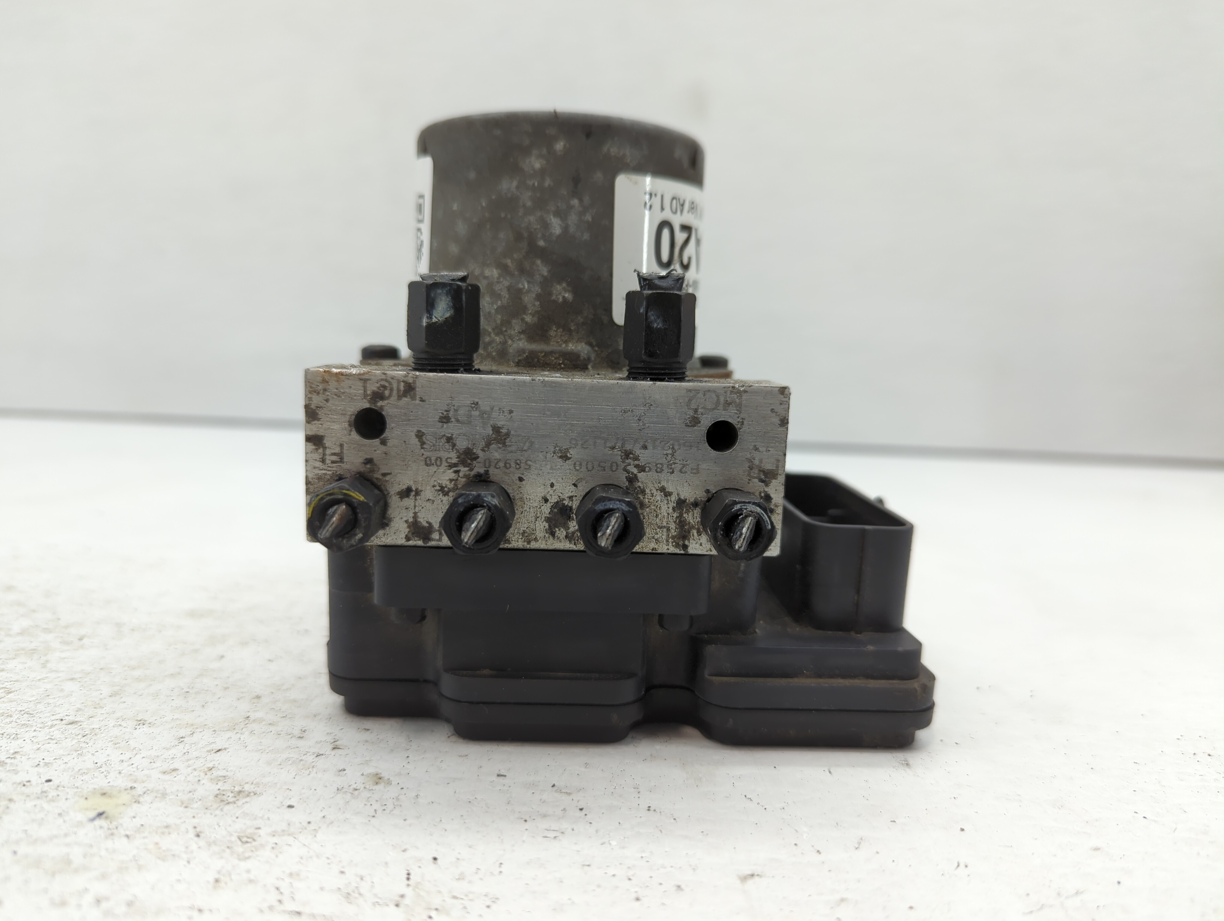 2017-2019 Hyundai Elantra Abs Pump Control Module 497225 - Oemusedautoparts1.com