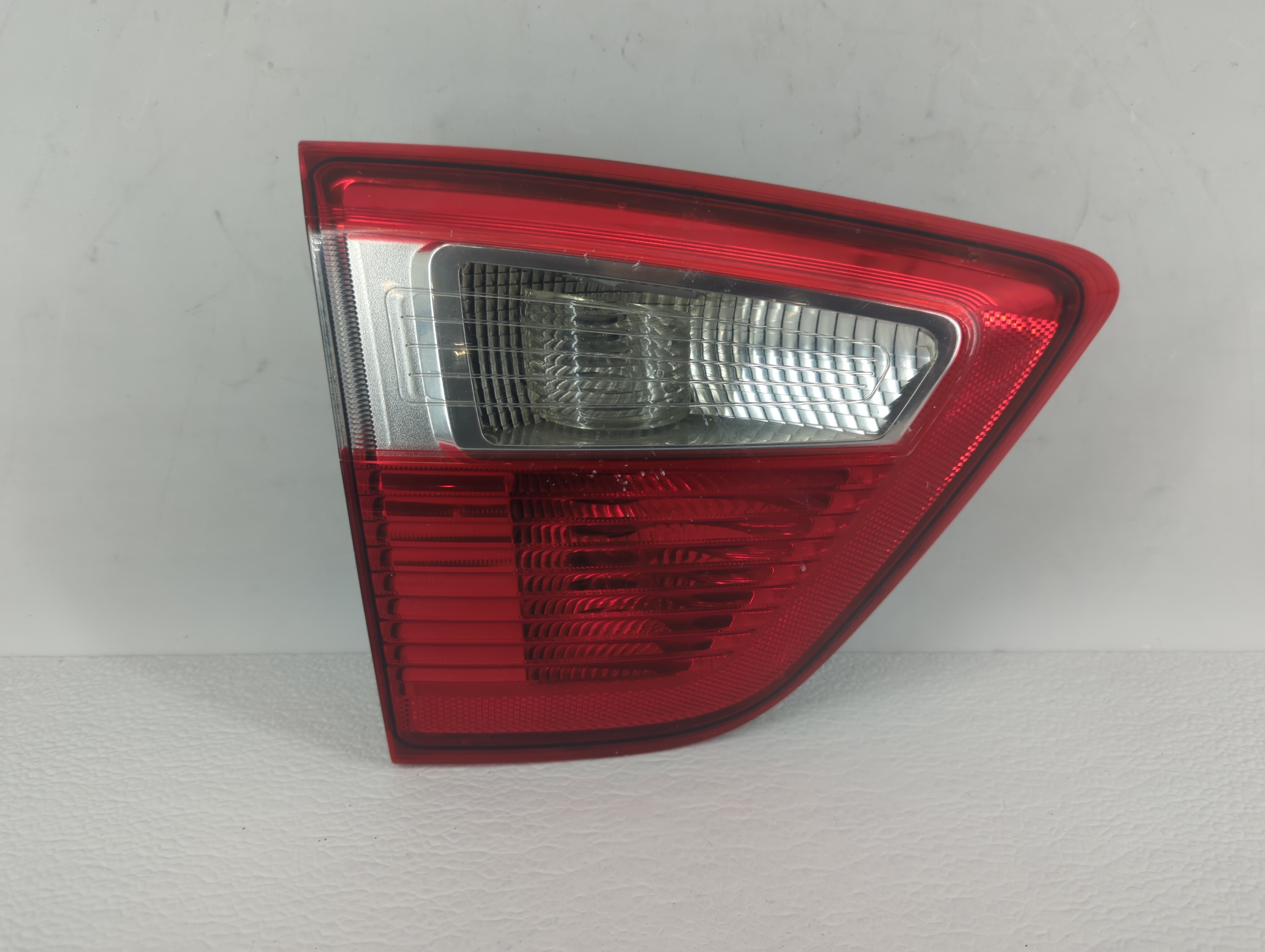 Picture of 2013-2016 Ford C-max Passenger Right Side Tail Light Taillight Oem 497735