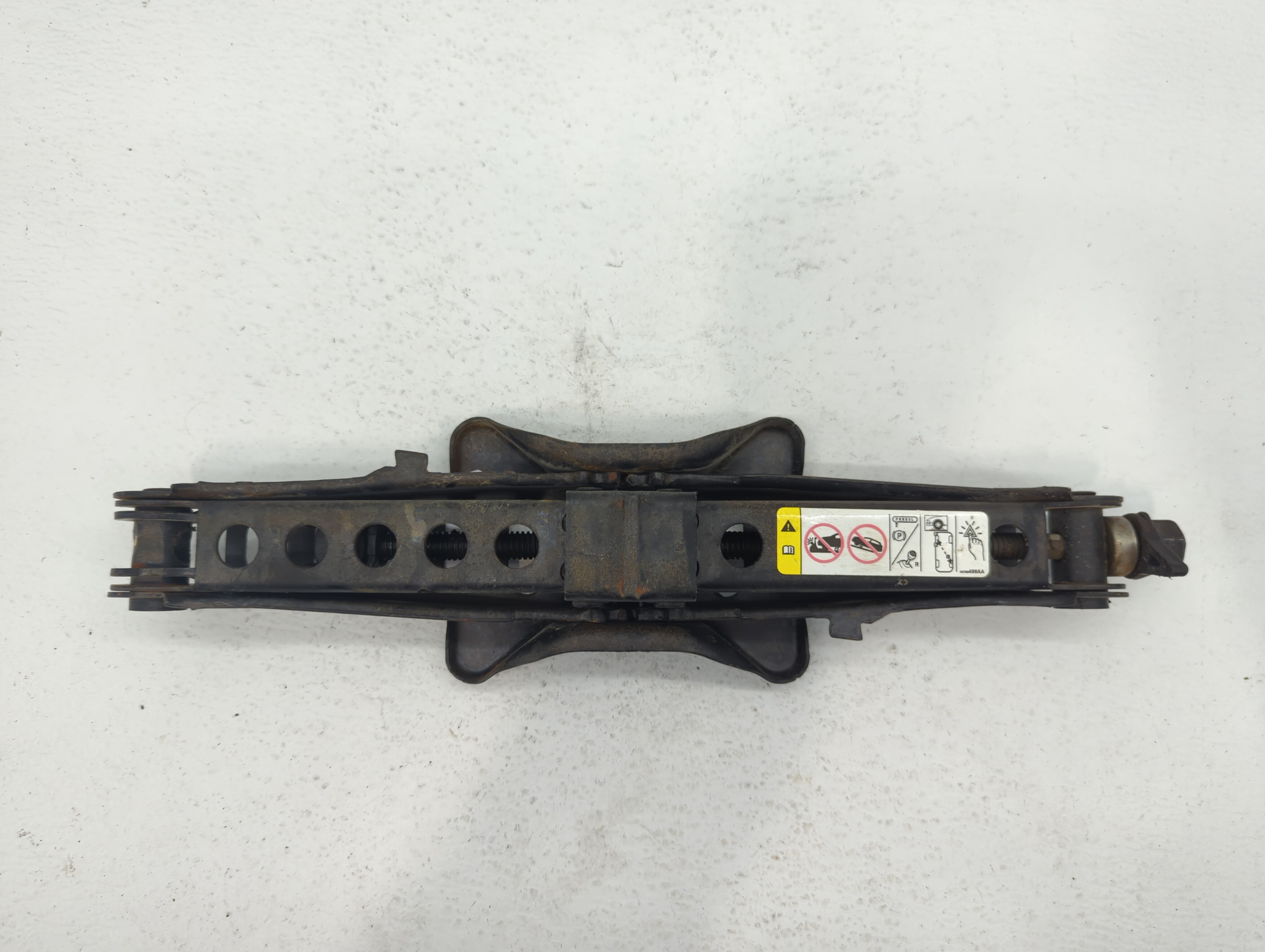 Picture of 2008 Dodge Avenger Spare Scissor Car Jack 499029
