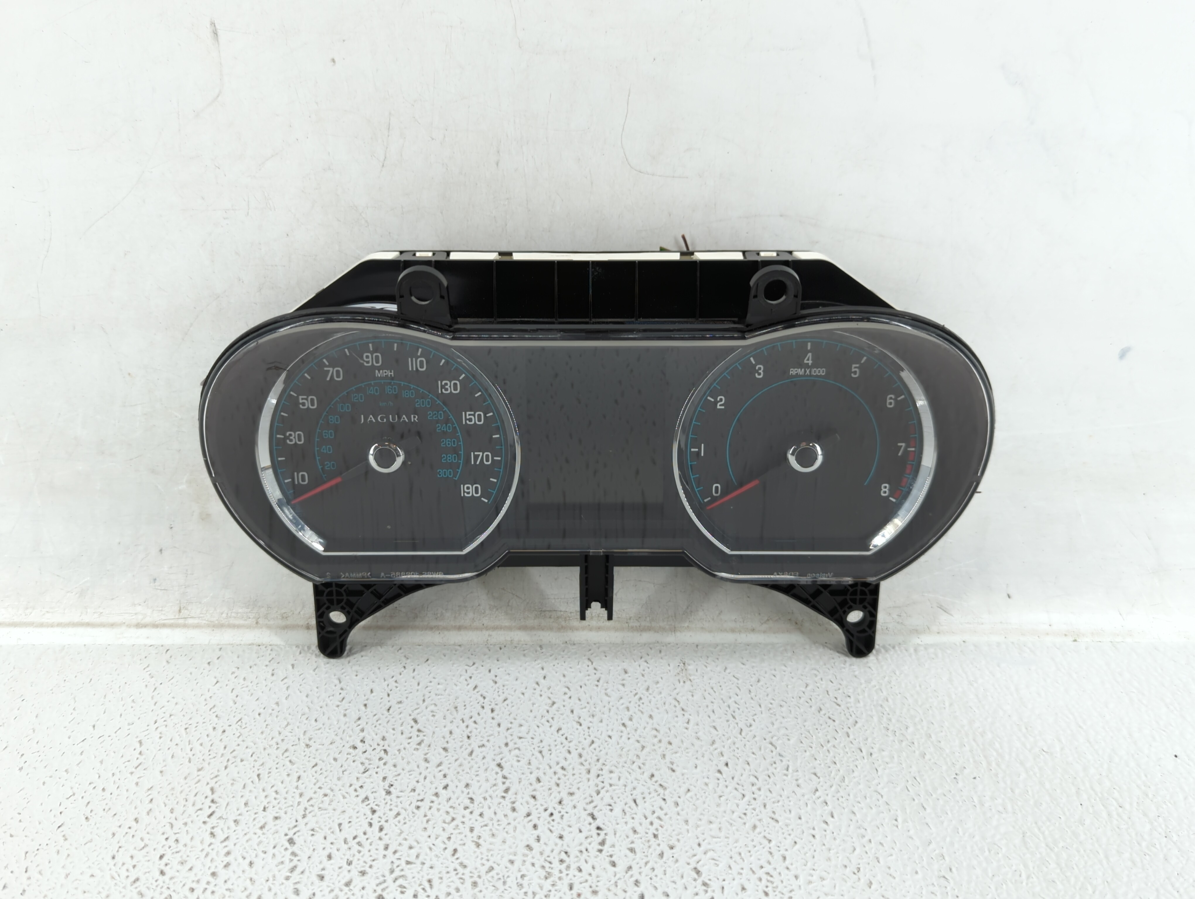 Picture of 2013-2014 Jaguar Xf Speedometer Instrument Cluster Gauges 503378