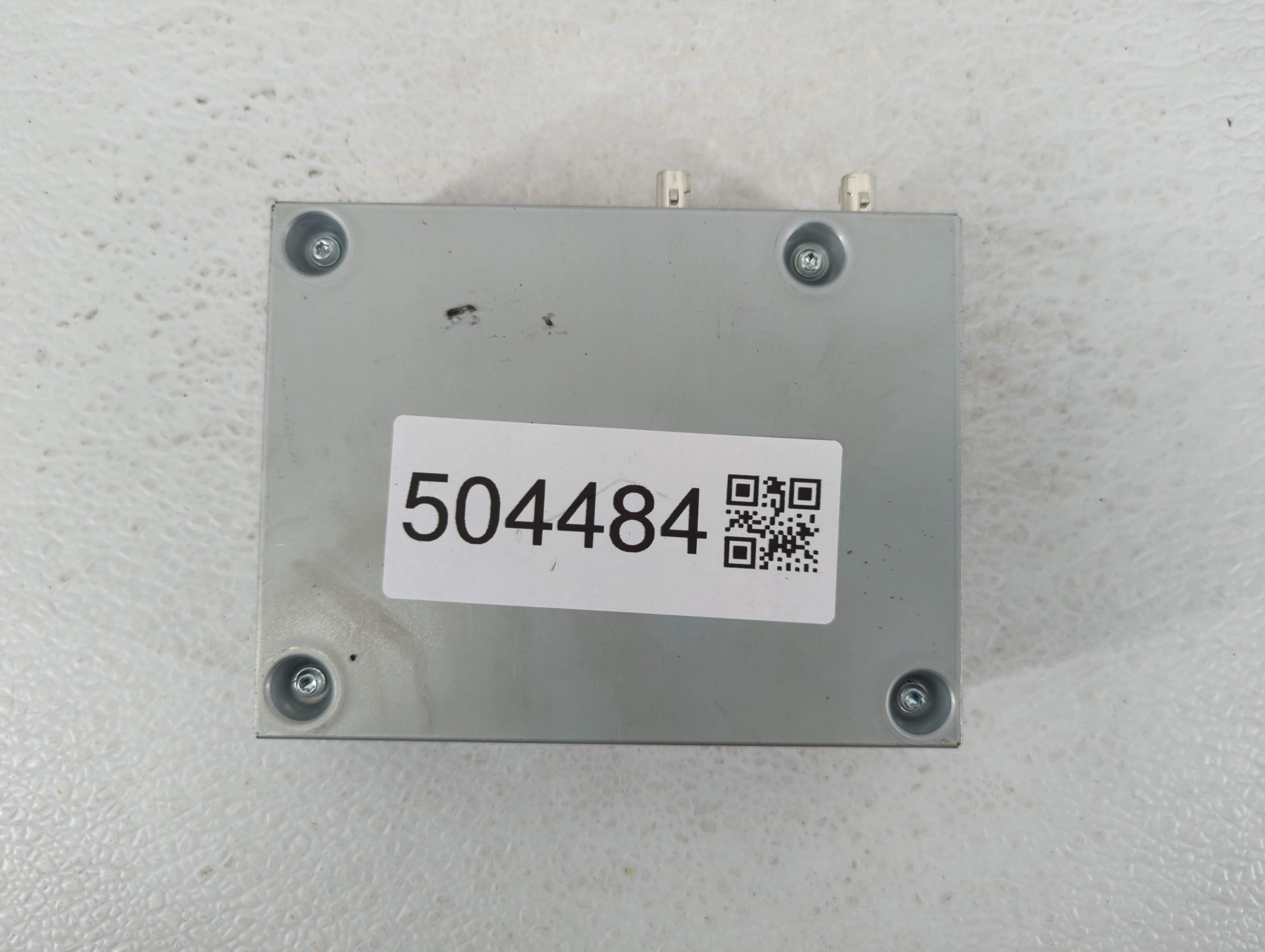 Picture of 2018-2019 Gmc Terrain Chassis Control Module Ccm Bcm Body Control 504484
