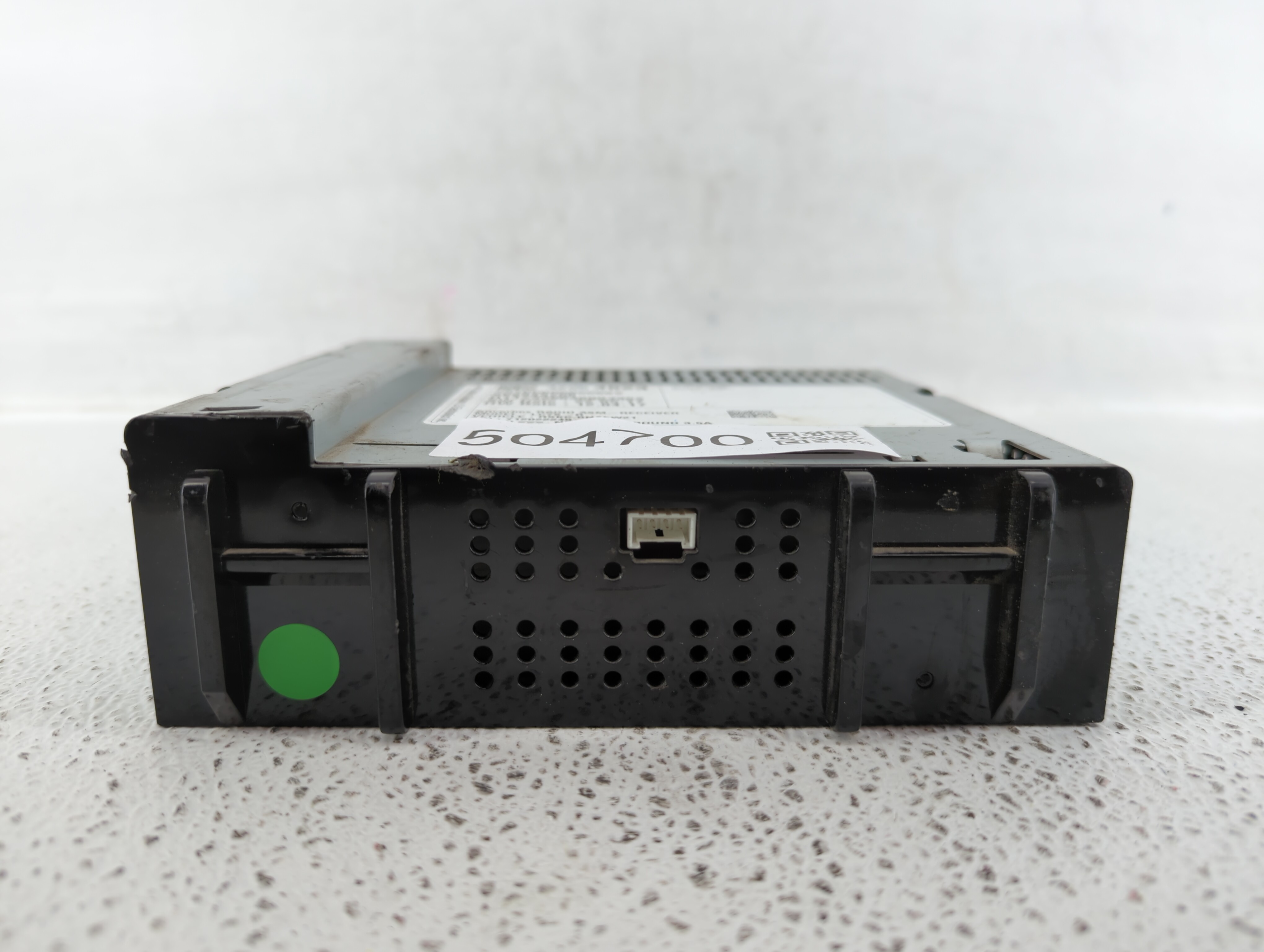 2018-2018 Chevrolet Silverado 1500 Am Fm Cd Player Radio Receiver 504700 - Oemusedautoparts1.com