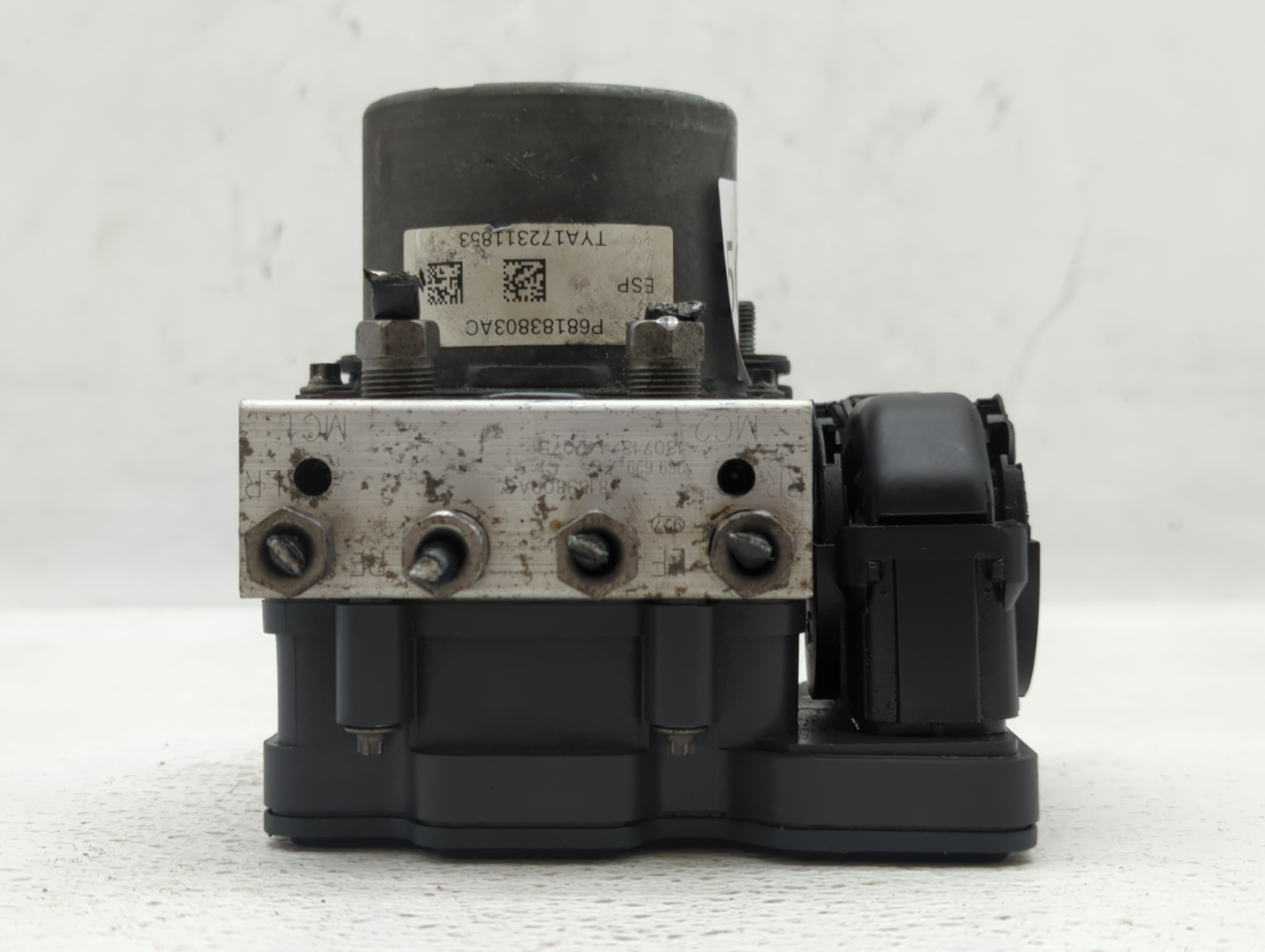 Picture of Dodge Caravan Abs Pump Control Module 505339