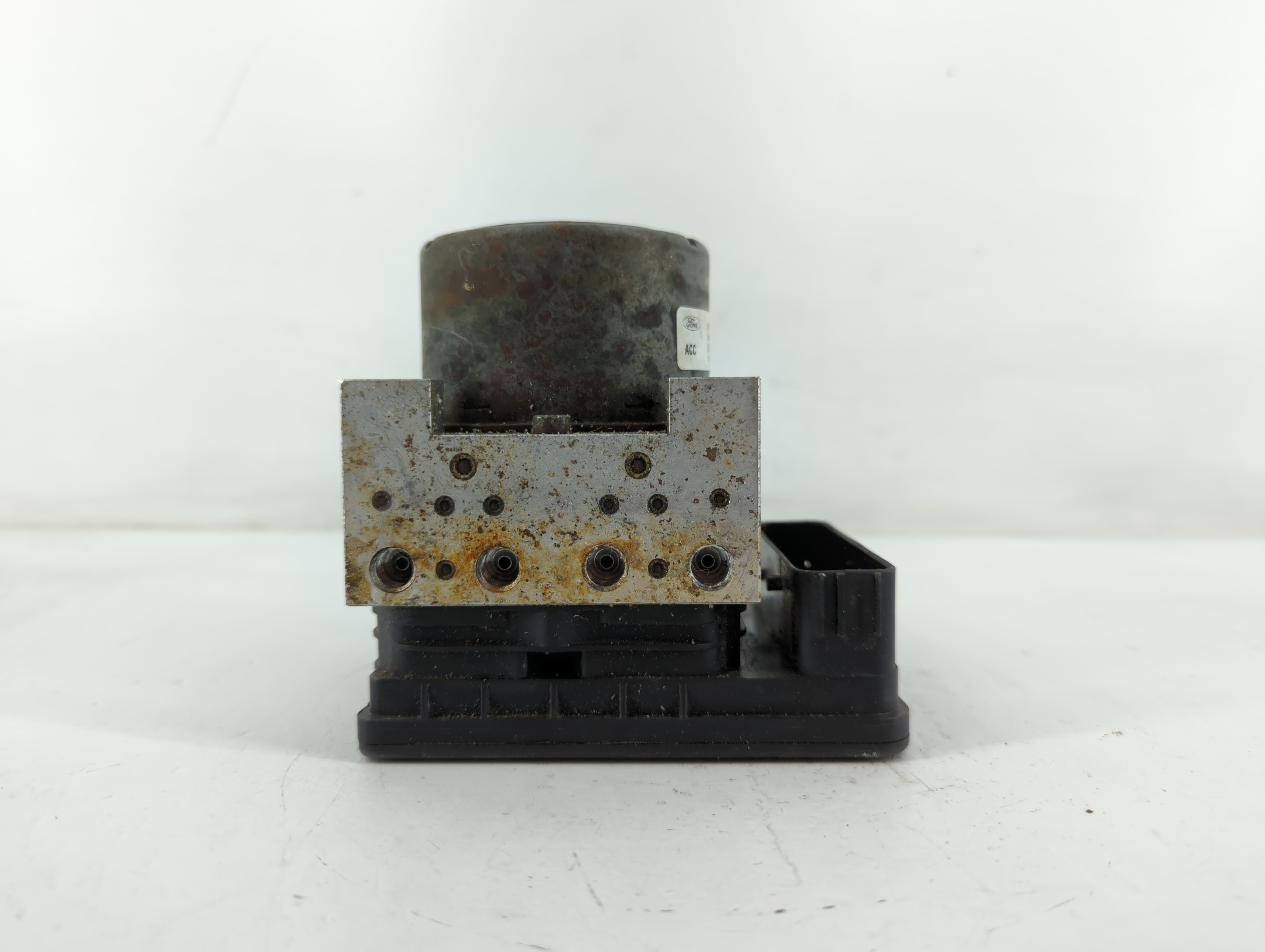 2019 Ford Explorer Abs Pump Control Module 507312 - Oemusedautoparts1.com