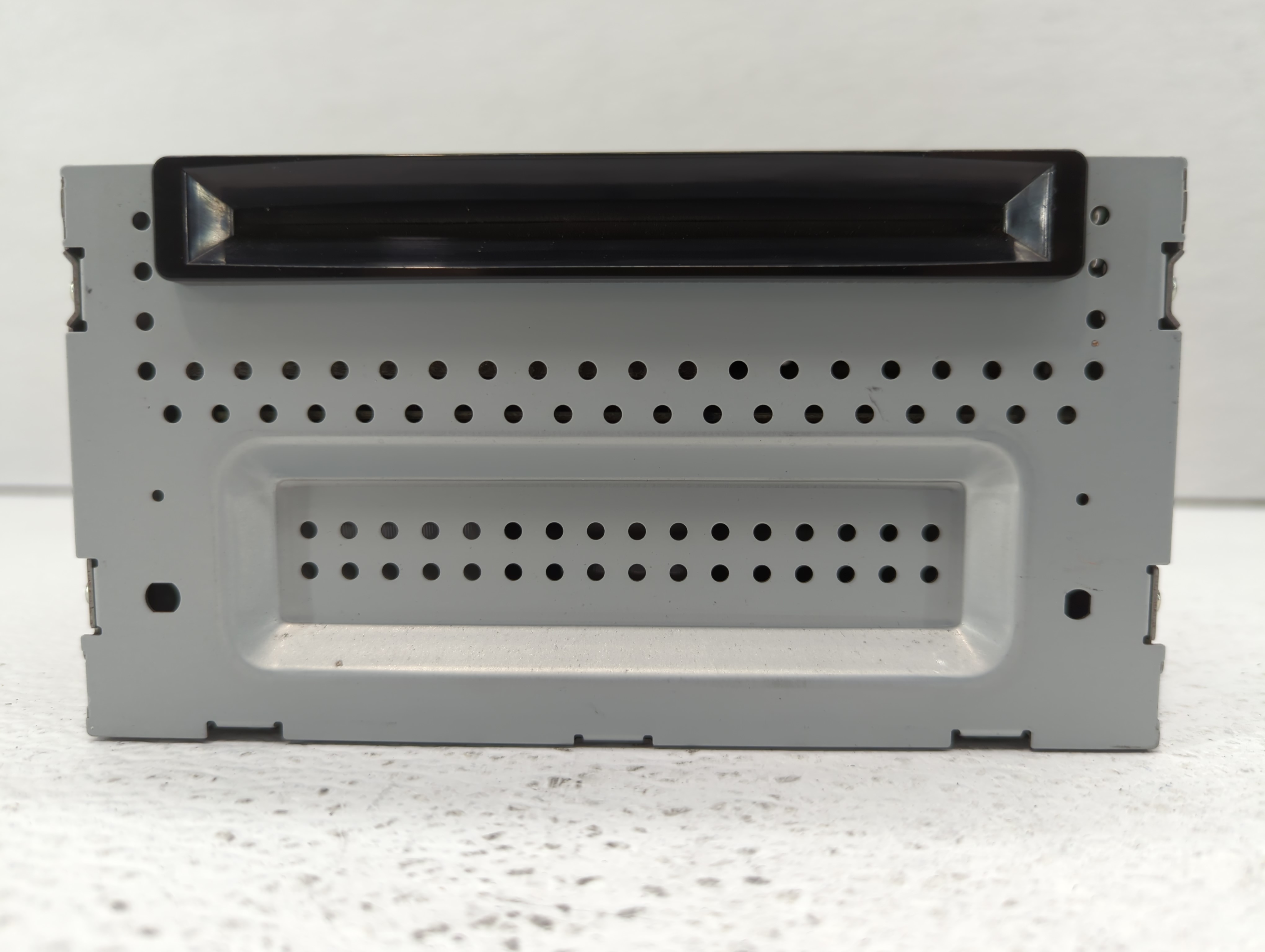 2010-2010 Lincoln Mkz Am Fm Cd Player Radio Receiver 508672 - Oemusedautoparts1.com