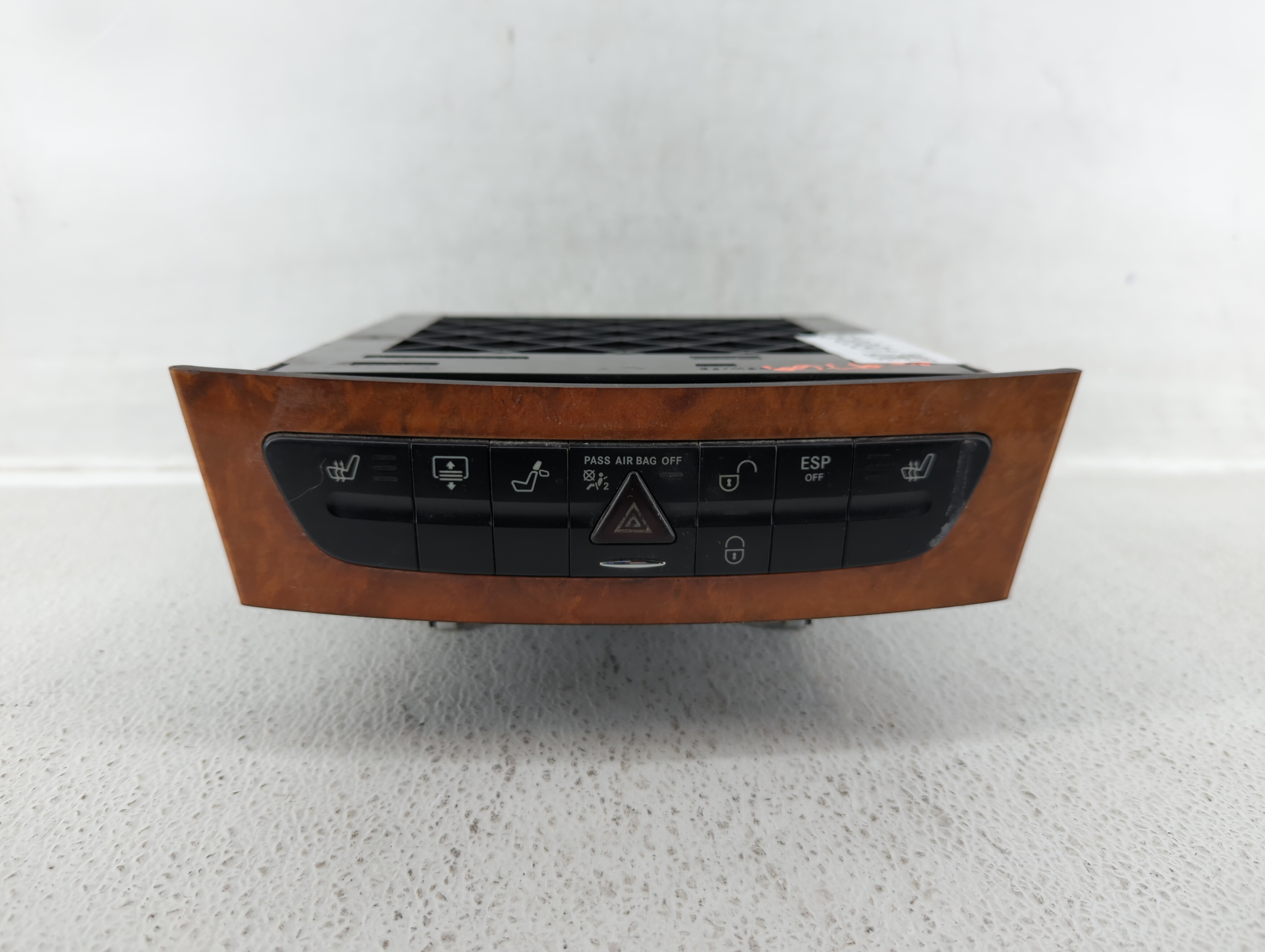 2006 Mercedes-benz E350 Hazard Switch 508991 - Oemusedautoparts1.com