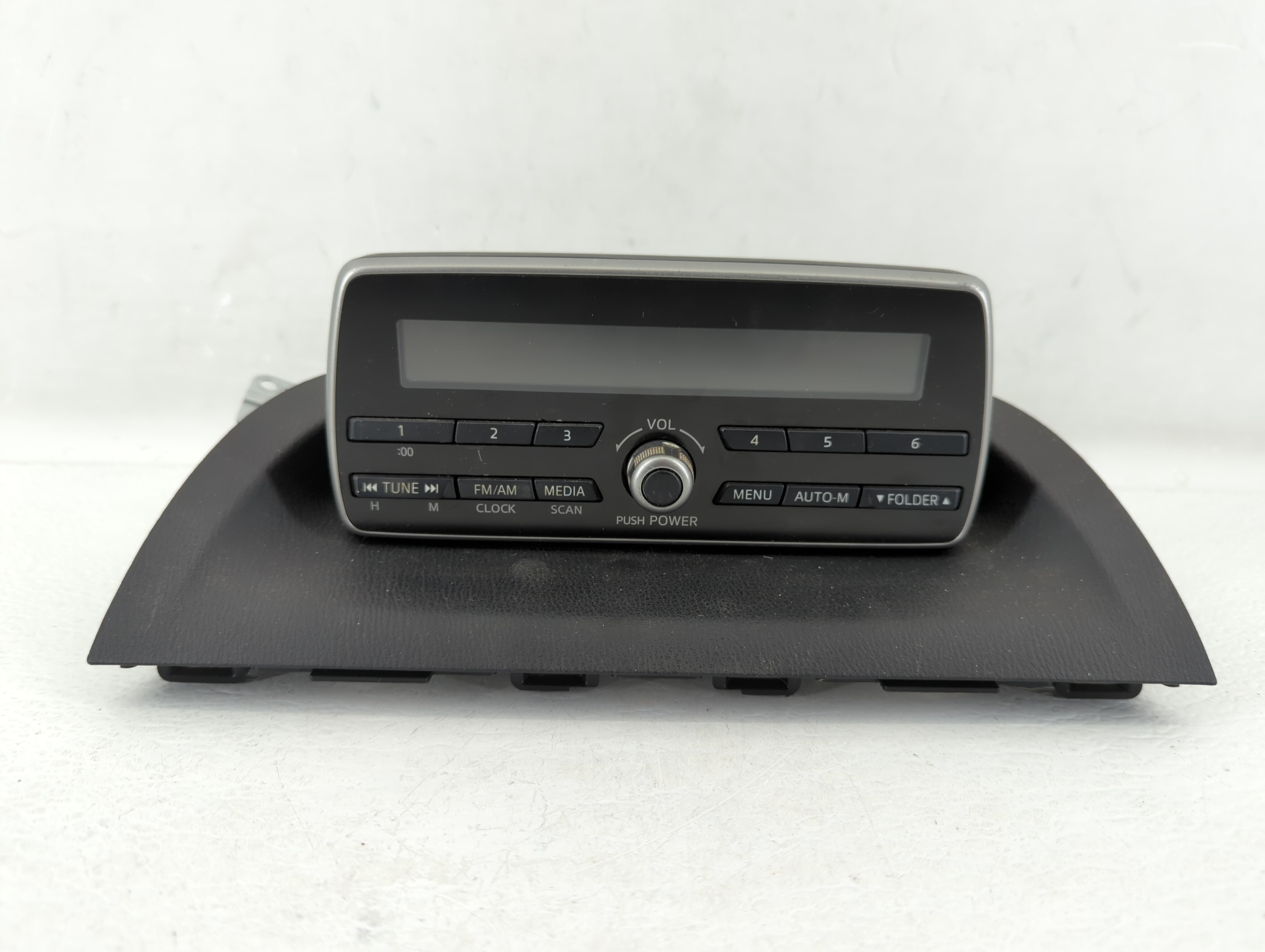 Picture of 2014-2018 Mazda 3 Am Fm Cd Player Radio Receiver 509794