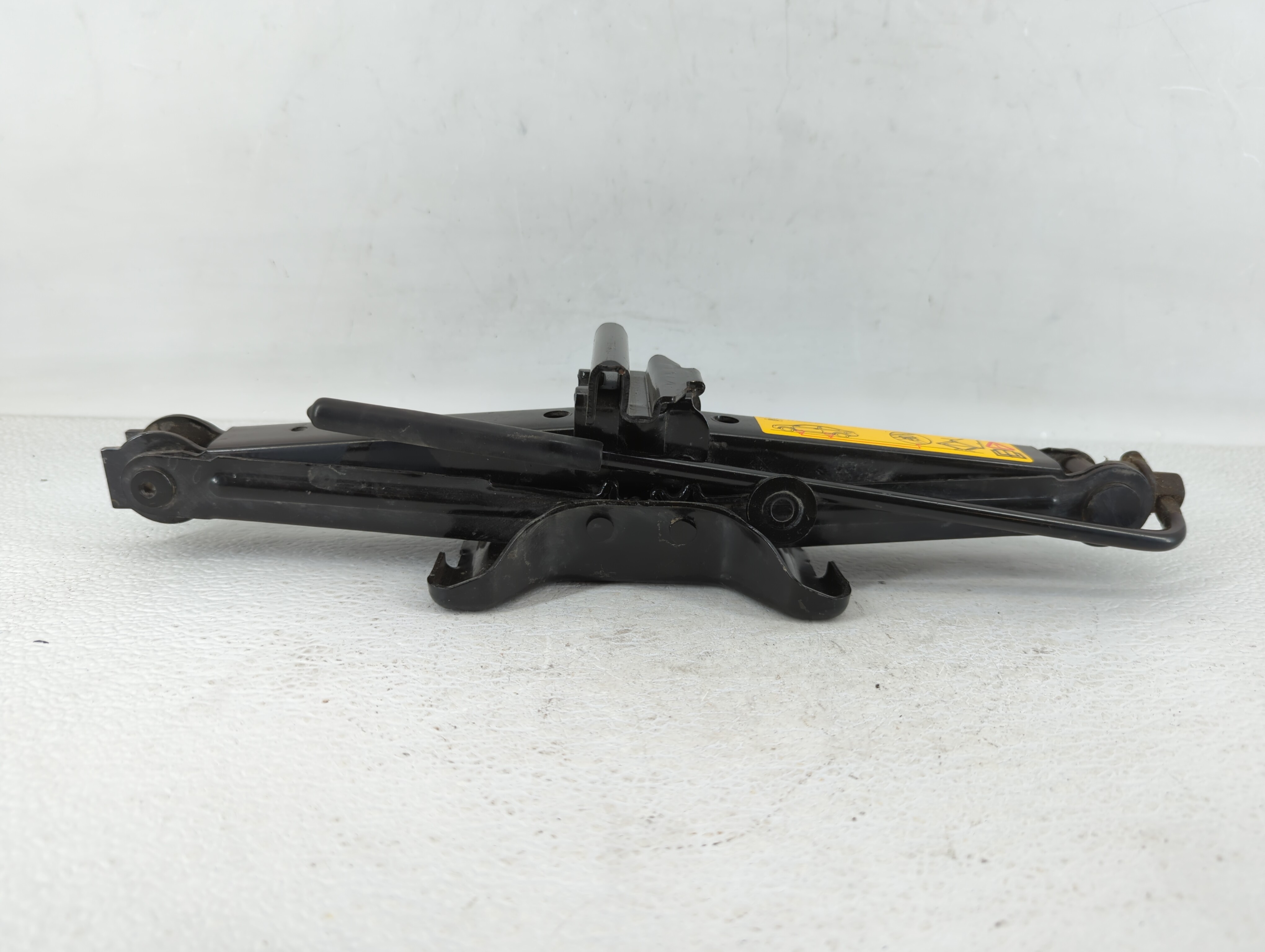 Picture of 2019 Ford Fiesta Spare Scissor Car Jack 513554