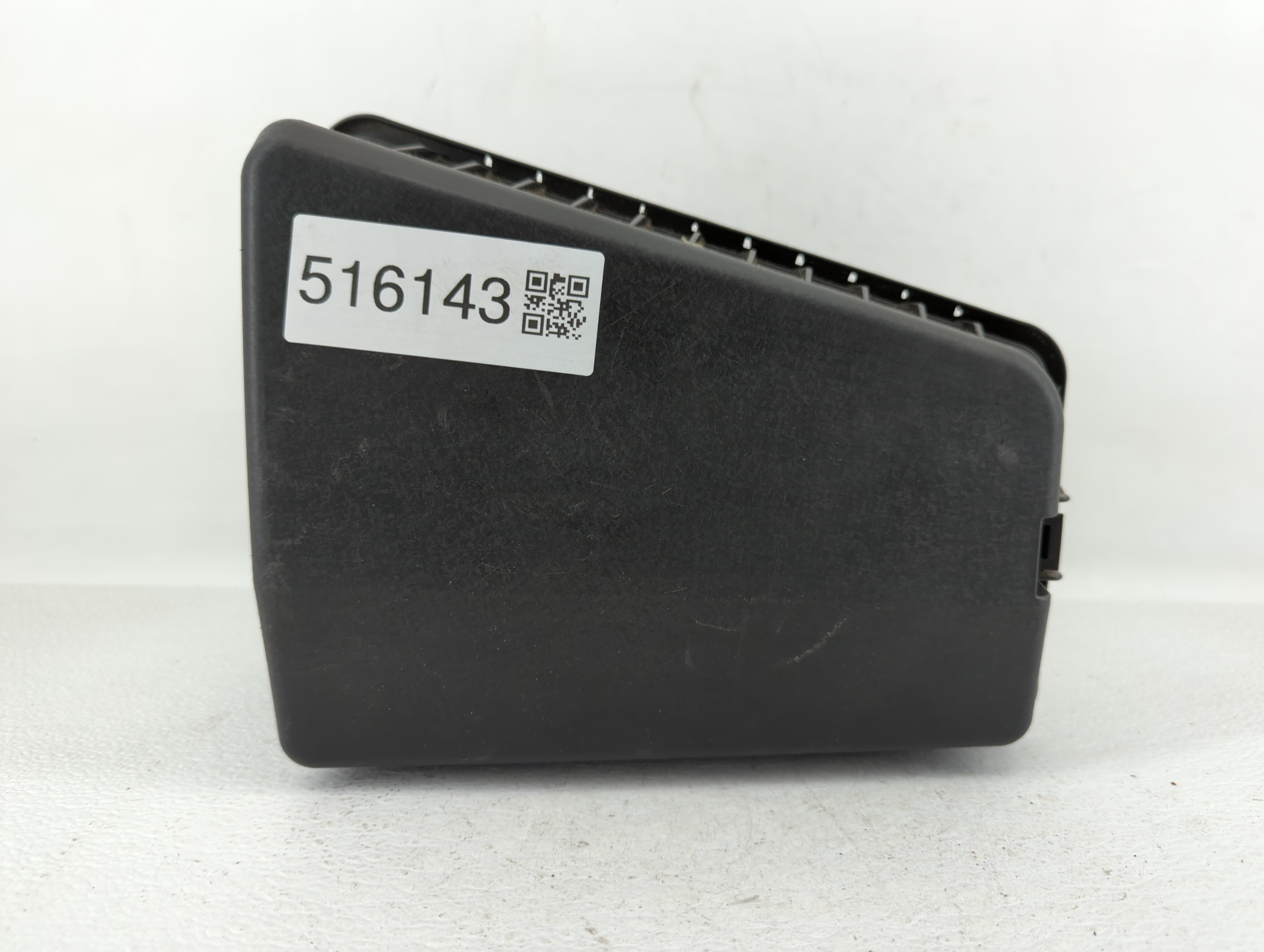 Picture of 2009-2014 Hyundai Genesis Fusebox Fuse Box Relay Module 516143