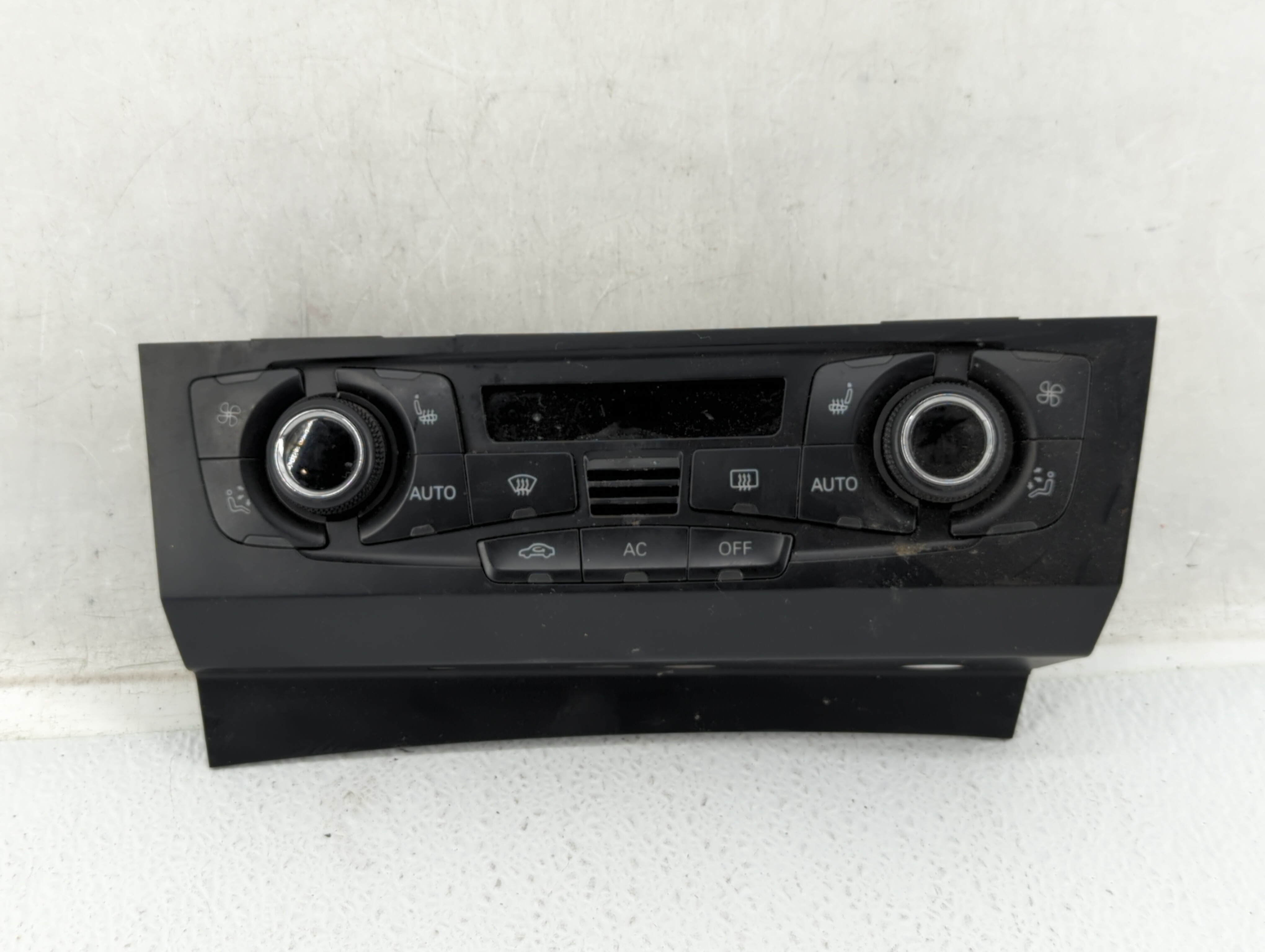 Picture of 2009-2012 Audi A4 Ac Heater Climate Control 8t1 820 043 Ac 516970