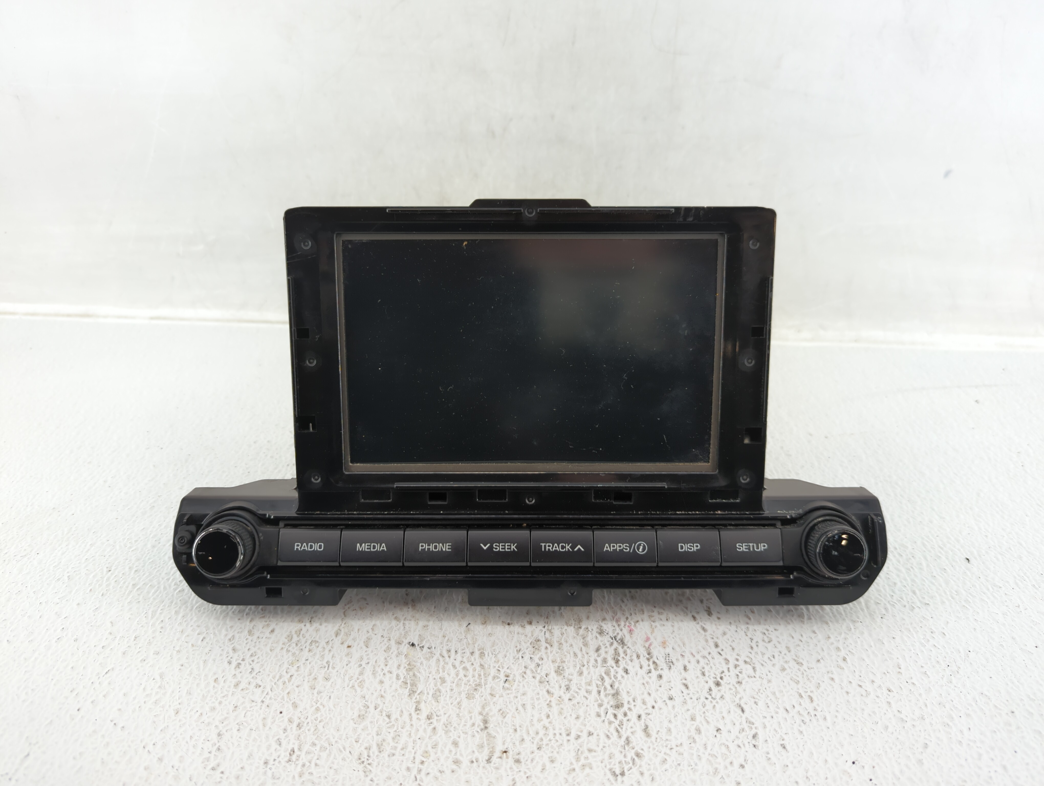2014-2016 Hyundai Elantra Am Fm Cd Player Radio Receiver 518098 - Oemusedautoparts1.com