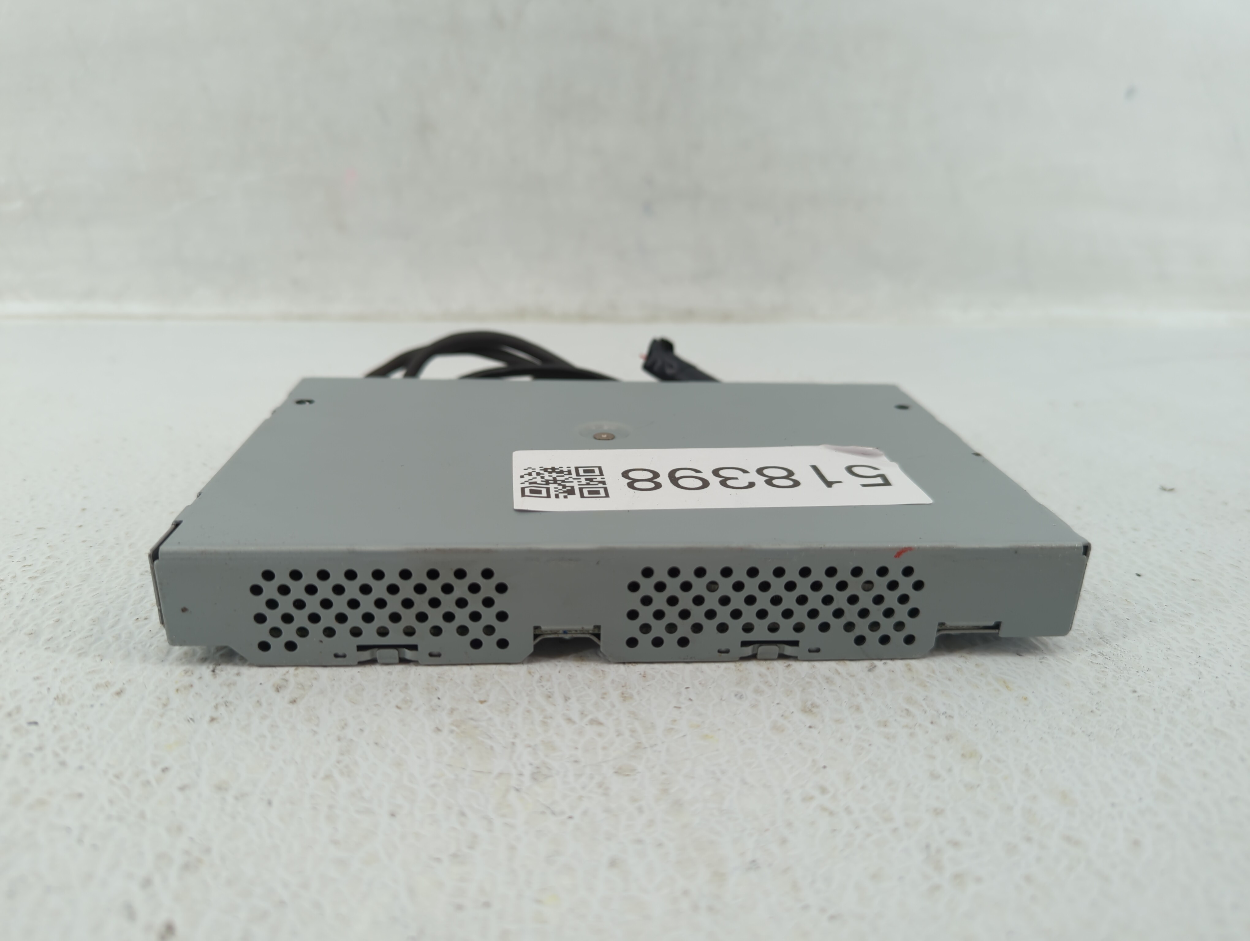 Picture of 2017 Infiniti Q50 Am Fm Cd Player Radio Receiver 518398