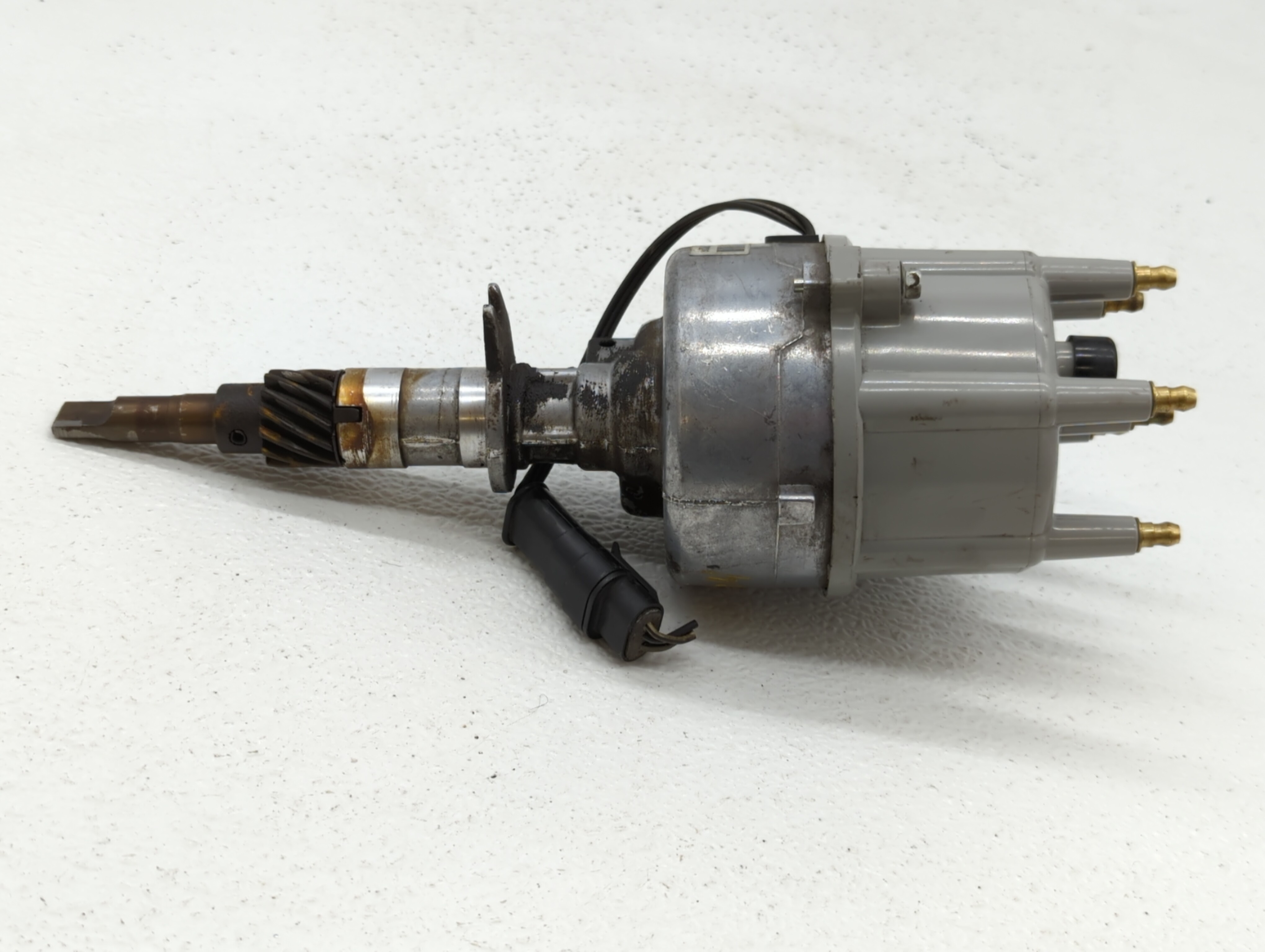 Picture of 1995 Jeep Grand Cherokee Engine Ignition Distributor Oem 519734