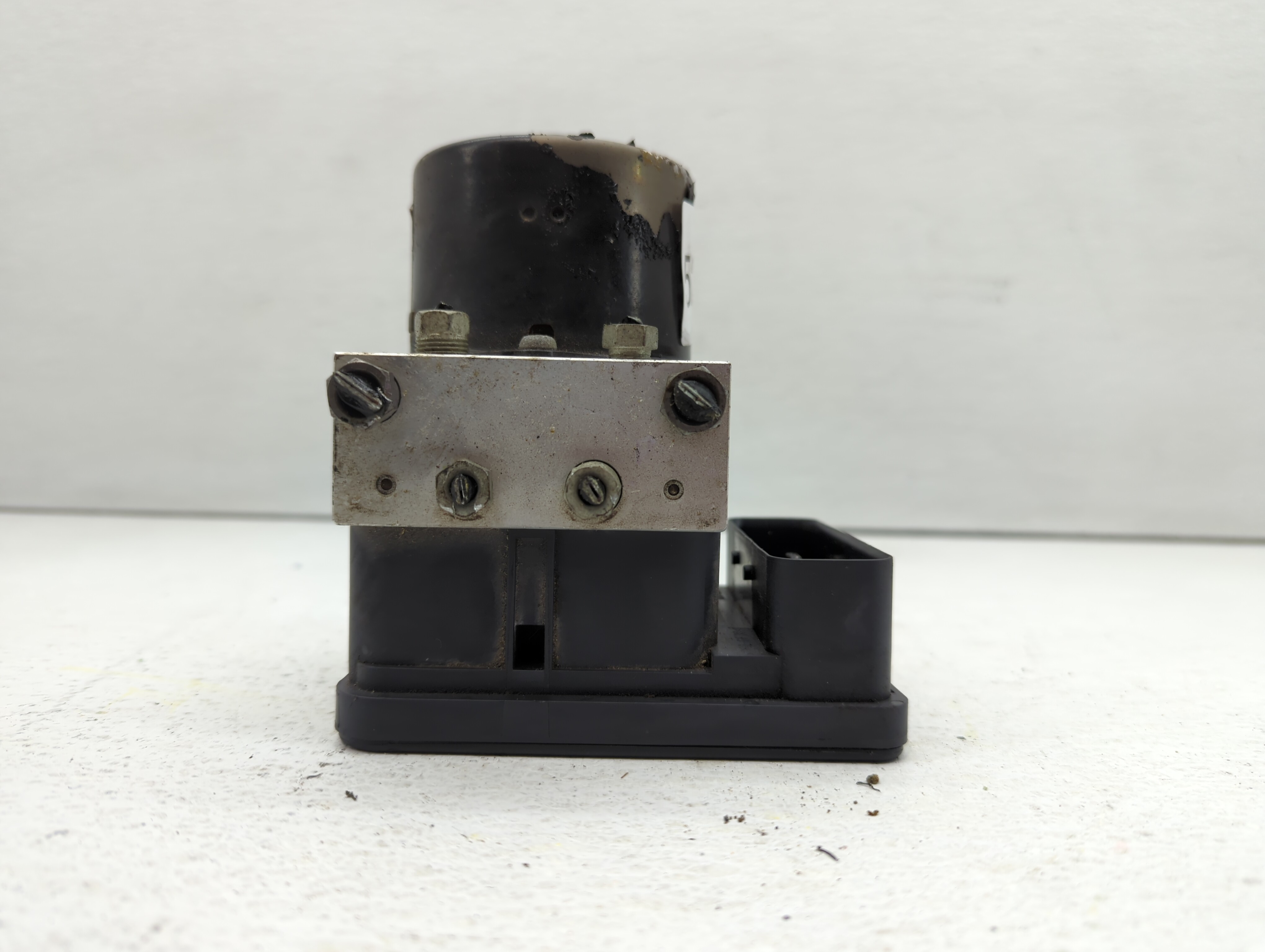 Chevrolet V30 Abs Pump Control Module 520091 - Oemusedautoparts1.com