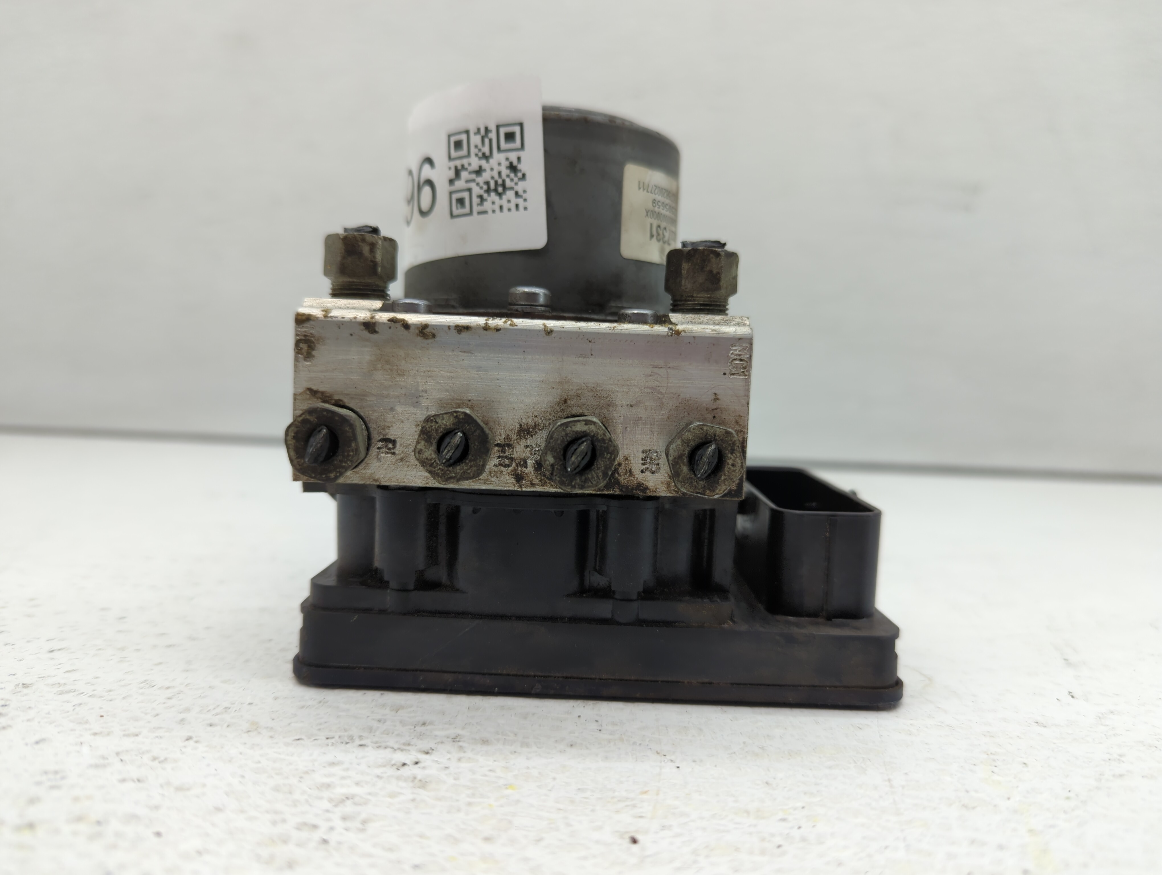 2014-2016 Chevrolet Impala Abs Pump Control Module 520096 - Oemusedautoparts1.com