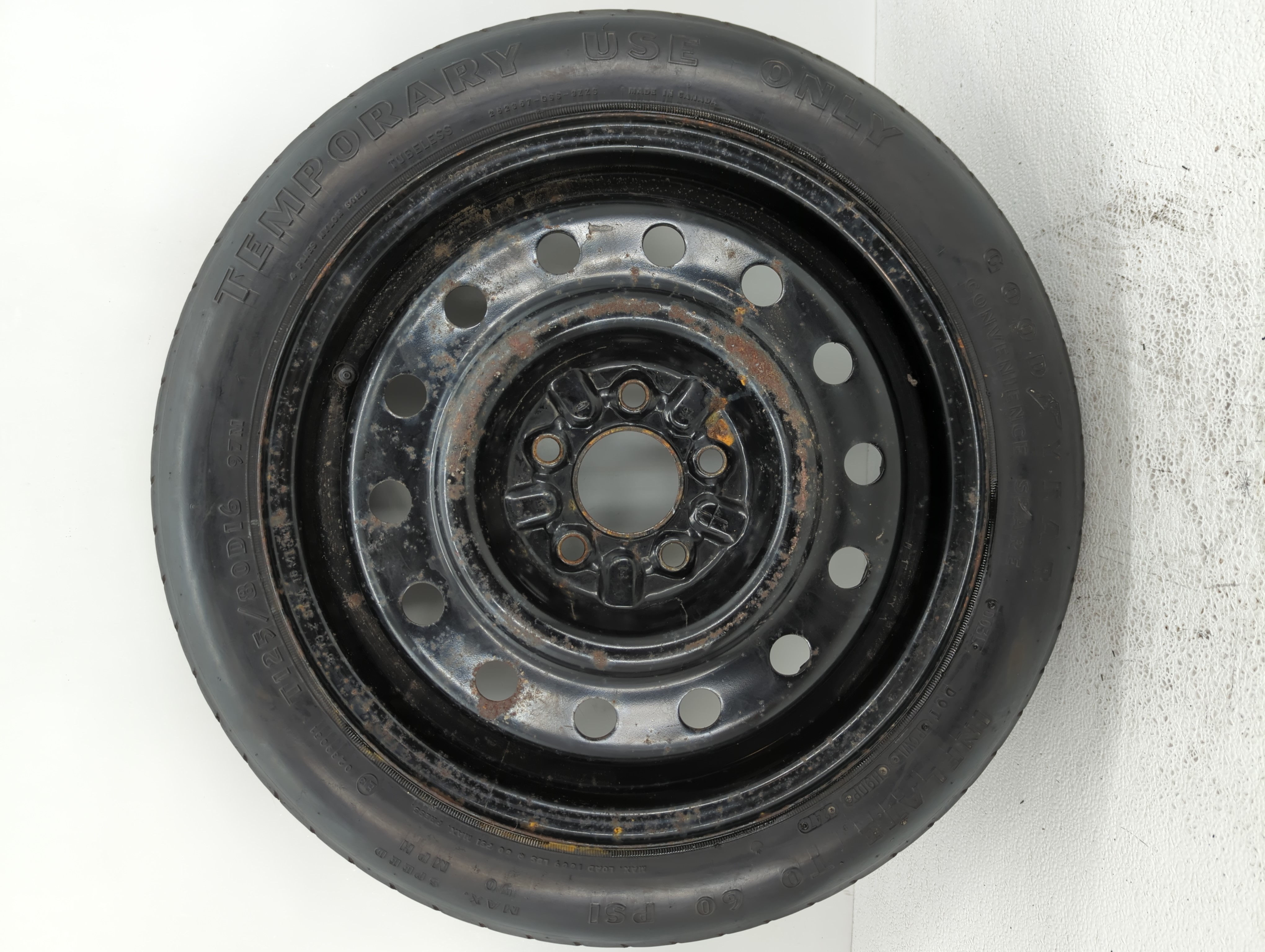Picture of Lincoln Mark Iii Spare Donut Tire Wheel Rim Oem 520254
