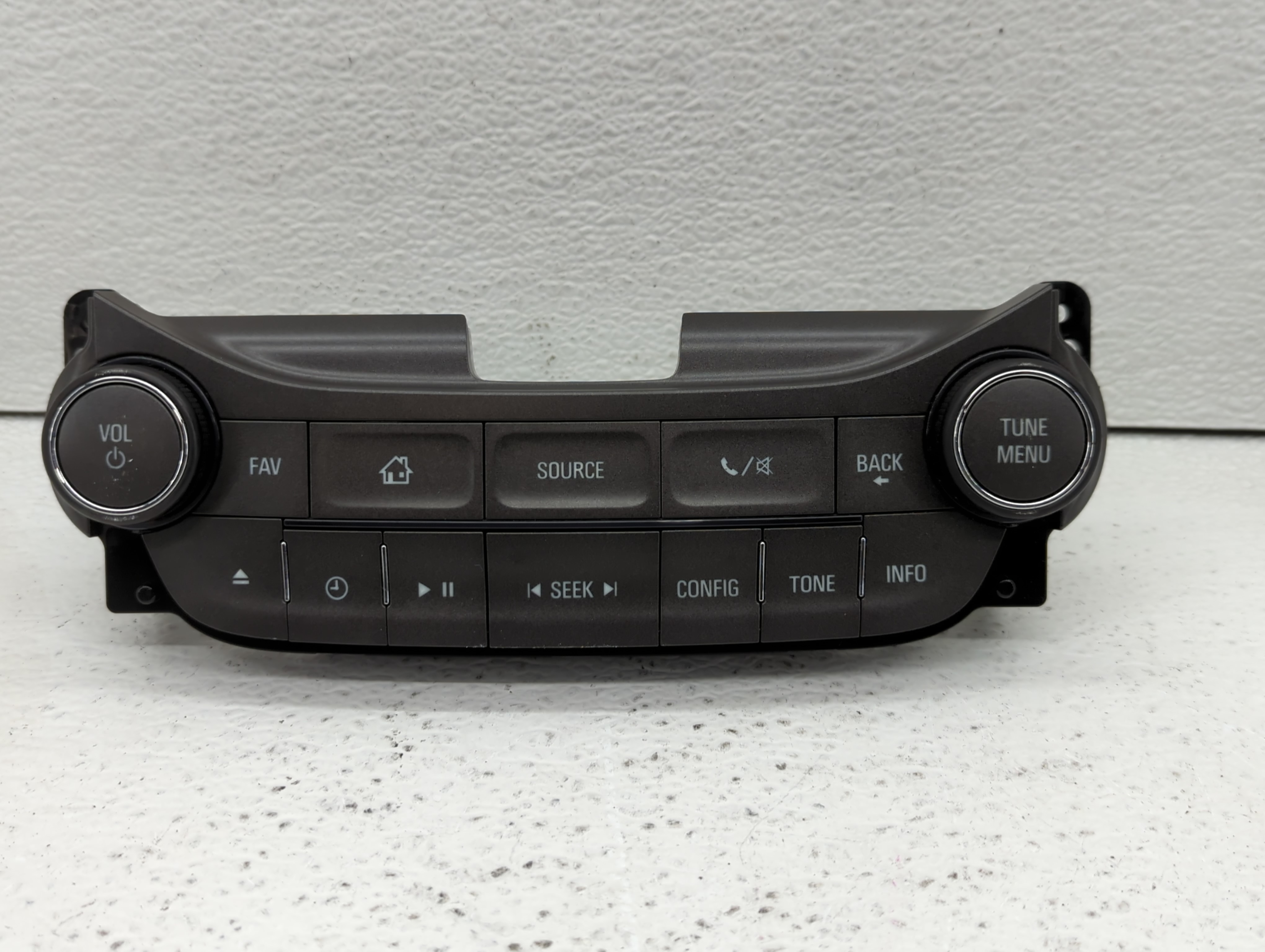 Picture of 2013-2013 Chevrolet Malibu Radio Control Panel 522488