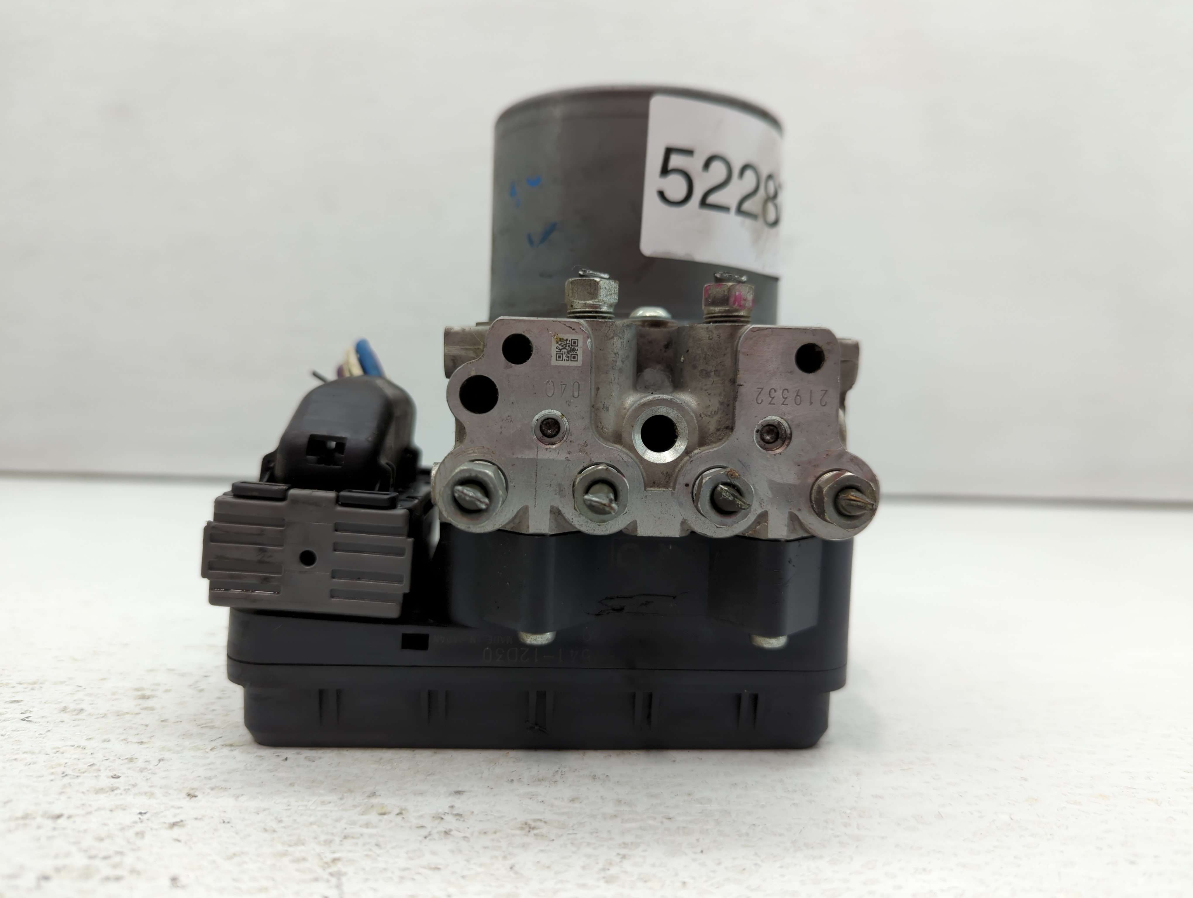 Picture of 2013-2015 Scion Xb Abs Pump Control Module 522875